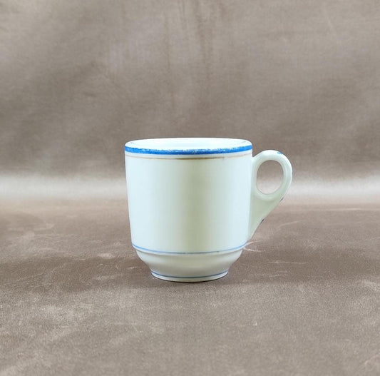 Tasse Brûlot ancienne en faïence blanche Made in France Vintage 1920