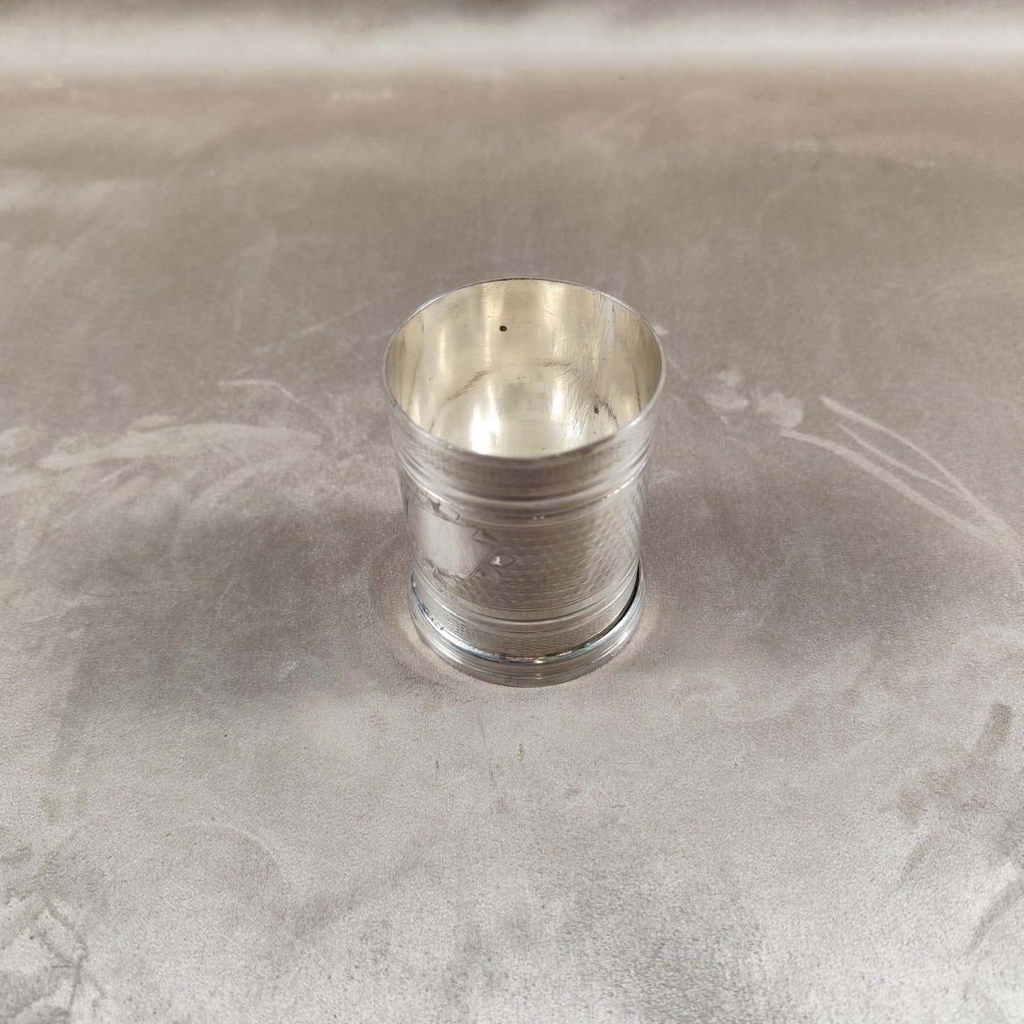 Timbale de baptême en métal argenté Poinçon d'orfèvre Léon Paris Made in France Vintage 1950