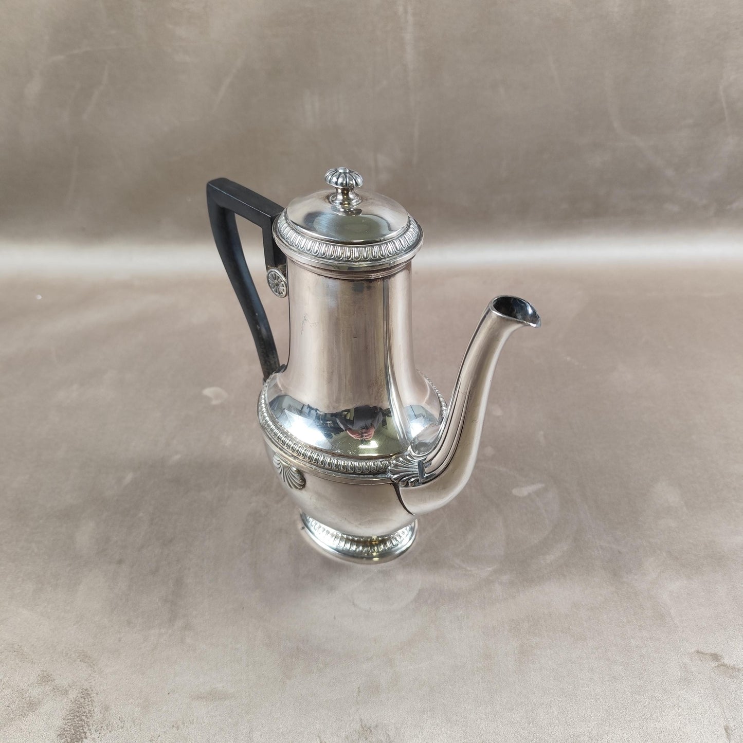 Cafetière verseuse en métal argenté Christofle Gallia modèle Vendome Made in France 1900