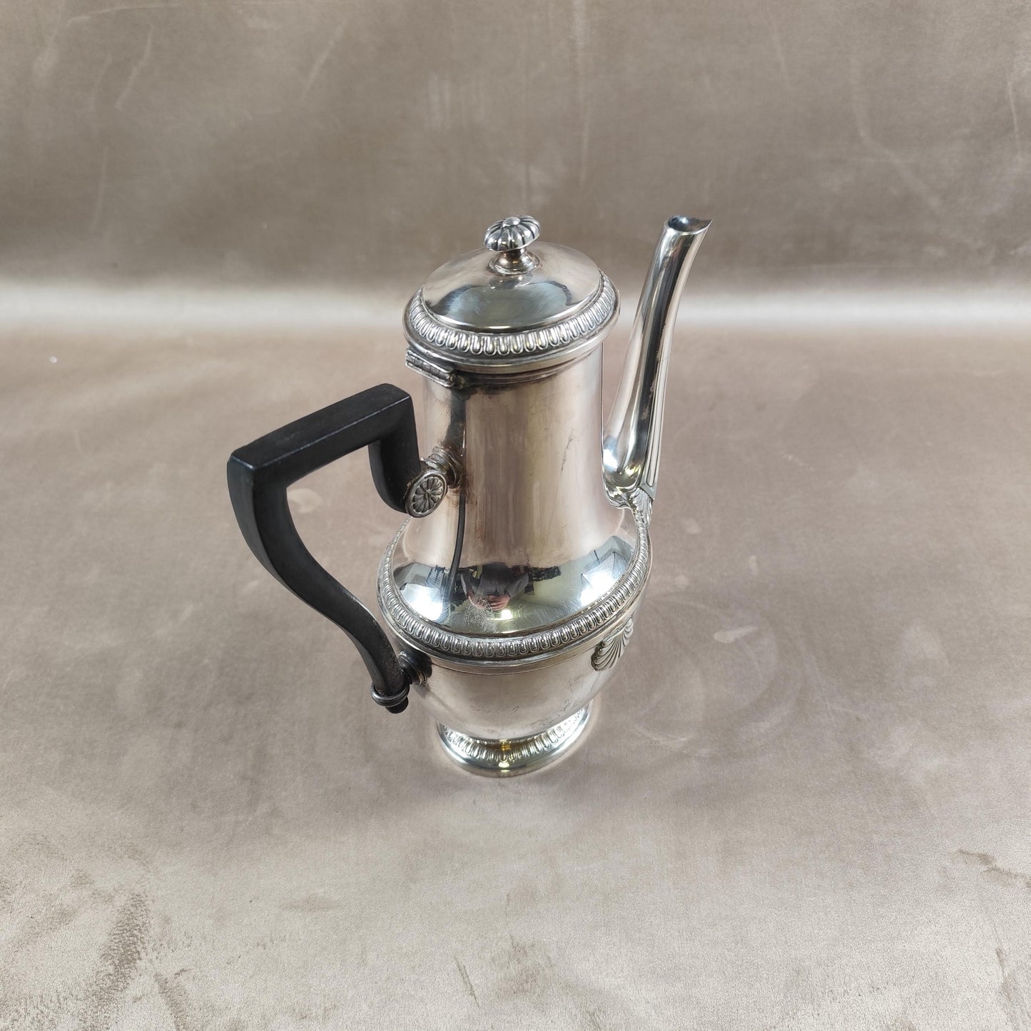 Cafetière verseuse en métal argenté Christofle Gallia modèle Vendome Made in France 1900