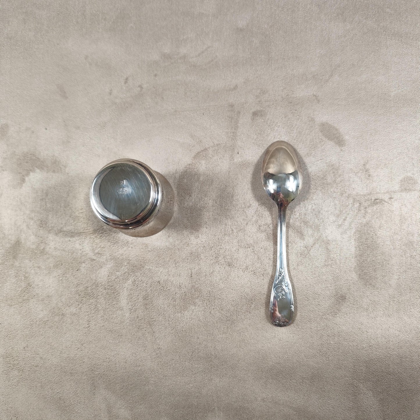 Ecrin coquetier et cuillère Daniel Crégut en métal argenté Poinçon d'orfèvre Made in France Vintage 1900