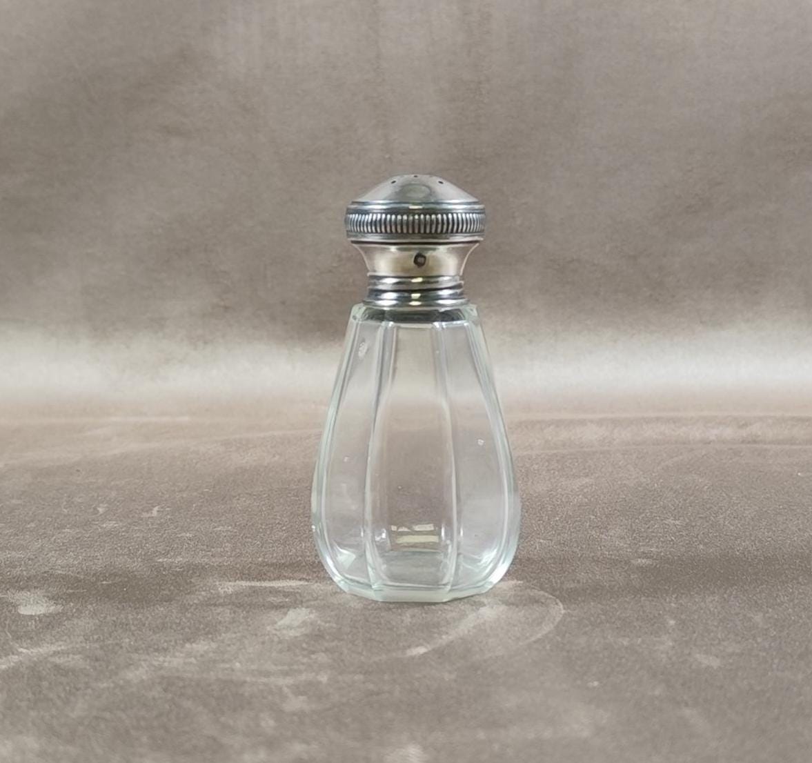 Saleron en argent massif et verre avec Poinçon d'Orfèvre Made in France Vintage 1900