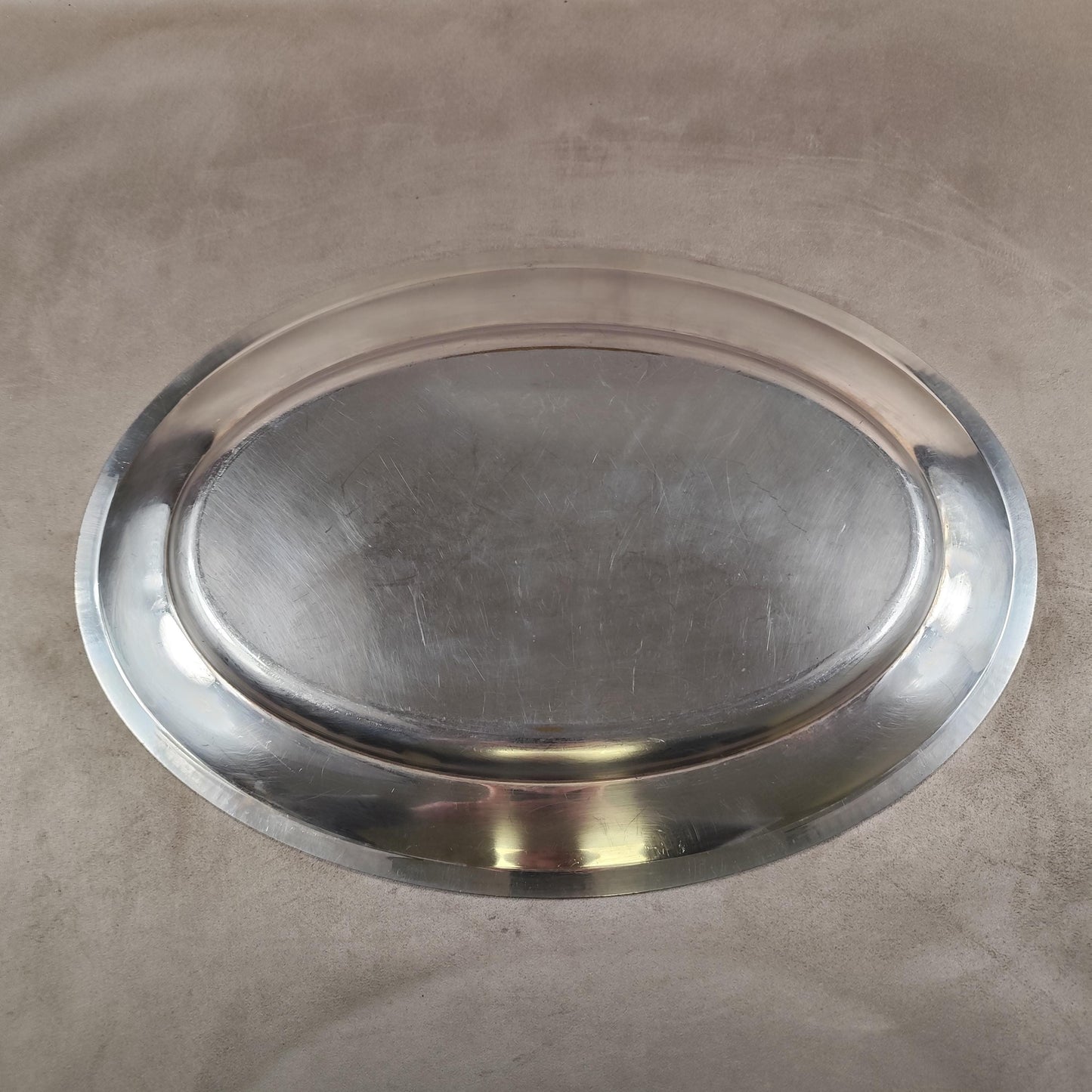 Plat Christofle ligne Malmaison en métal argenté avec poinçon d'orfèvre Made in France Vintage 1900