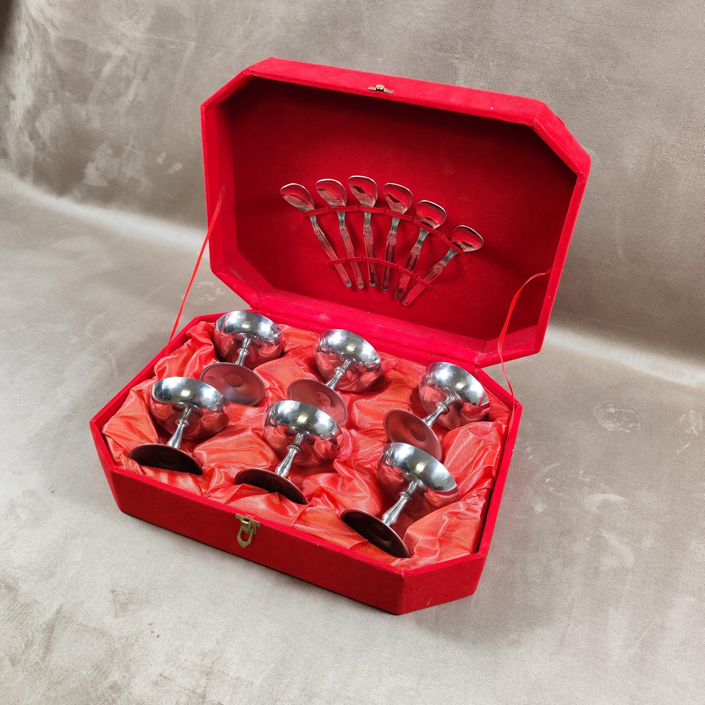 Lot de 6 coupes à glace avec 6 cuillères en inox 18/10 Made in Italy Vintage 1970