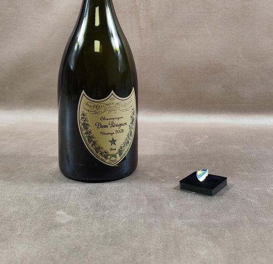 Pin's en Métal Champagne Dom Pérignon Made in France Vintage 1980