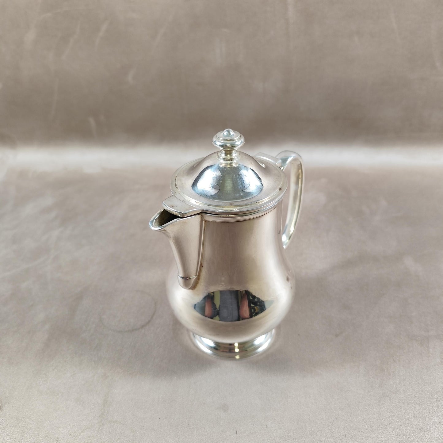 Cafetière verseuse en métal argenté Christofle Made in France 1900