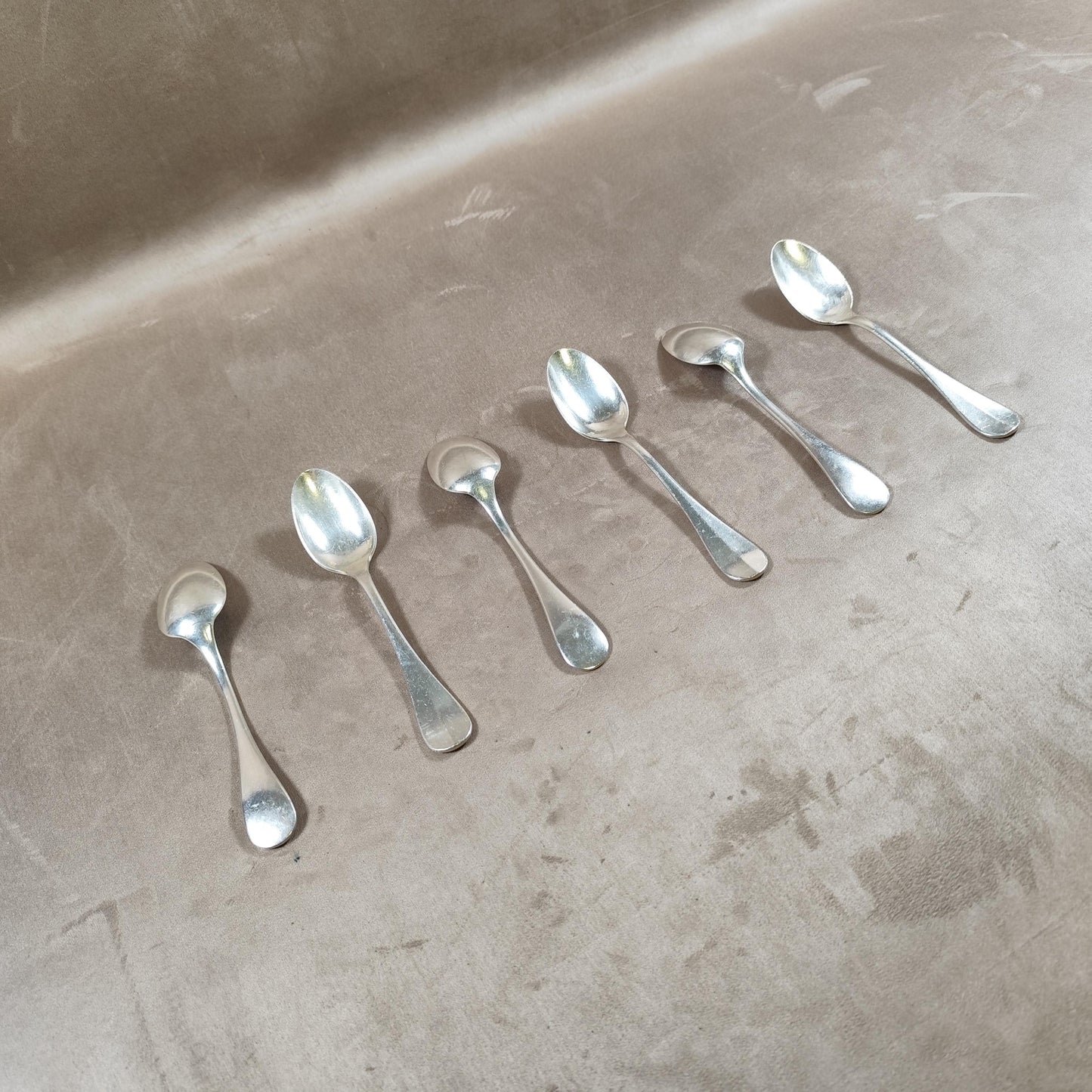 Ensemble de 6 cuillères Christofle vintage  Métal argenté - Modèle Uniplat