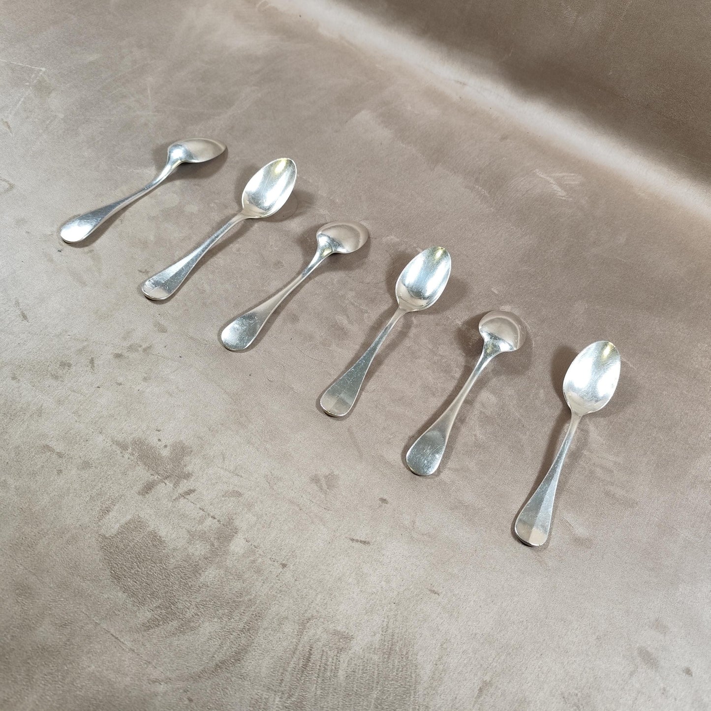 Ensemble de 6 cuillères Christofle vintage  Métal argenté - Modèle Uniplat