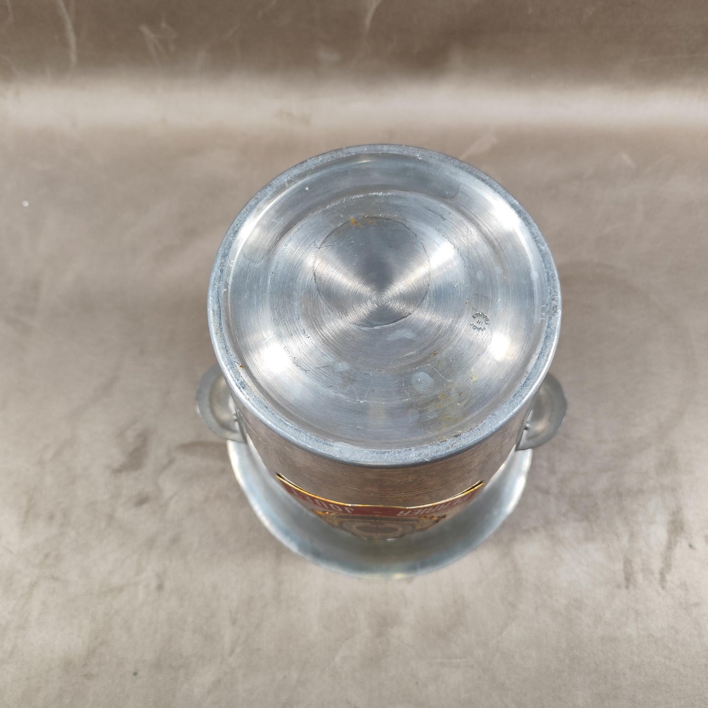 Seau à champagne Perrier-Jouët en aluminium modèle vintage seau à glace ancien bistrot