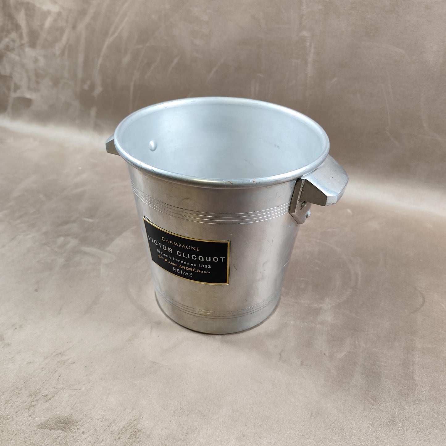 Seau à champagne Victor Clicquot ancien Reims Aluminium vintage