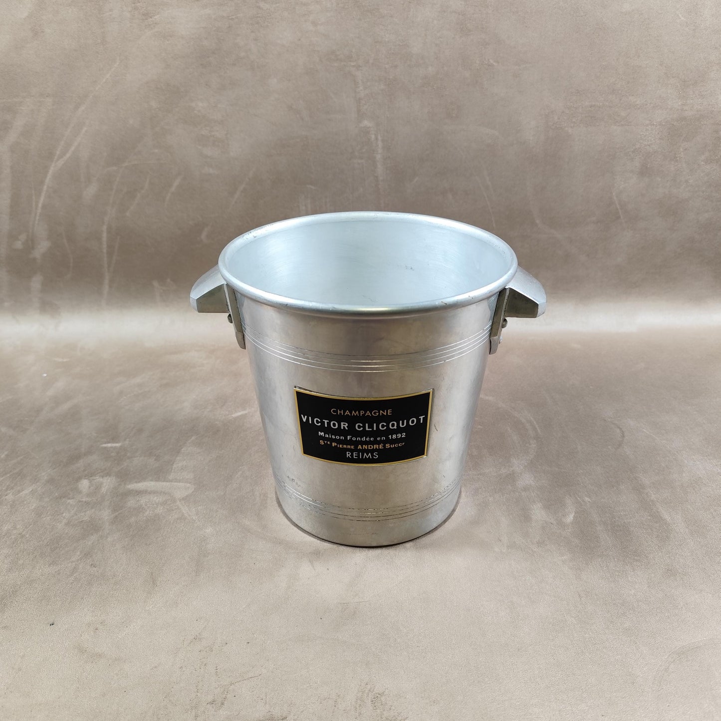 Seau à champagne Victor Clicquot ancien Reims Aluminium vintage