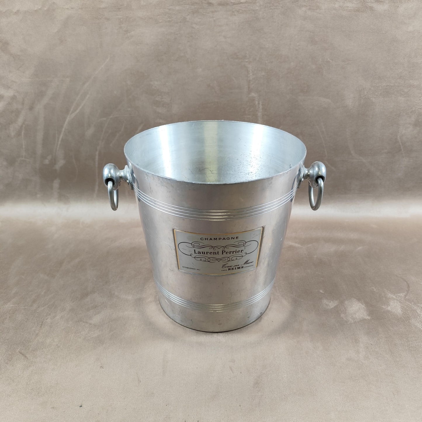 Seau à champagne Laurent Perrier vintage en aluminium Reims Années 1960