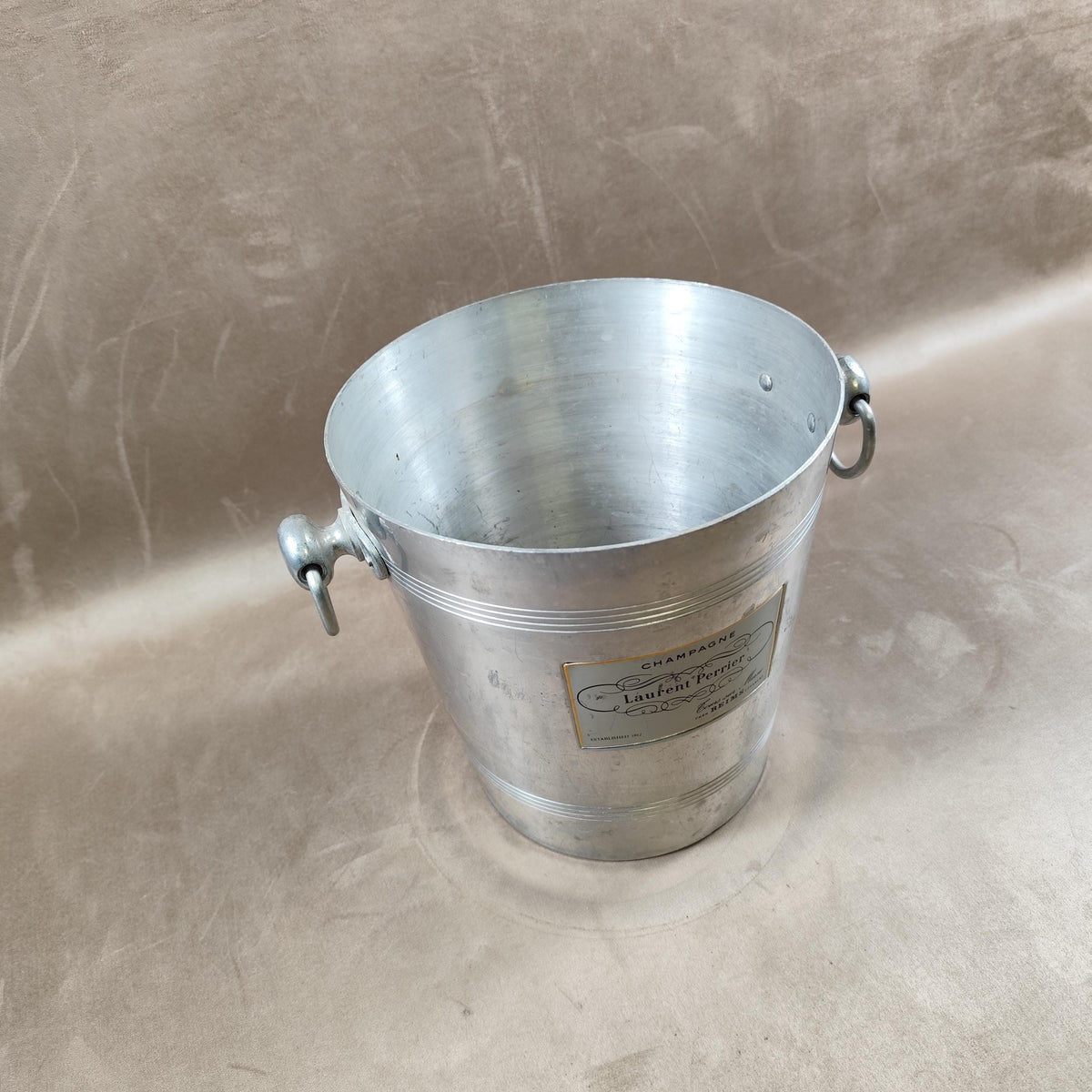 Seau à champagne Laurent Perrier en aluminium Vintage Reims 1960