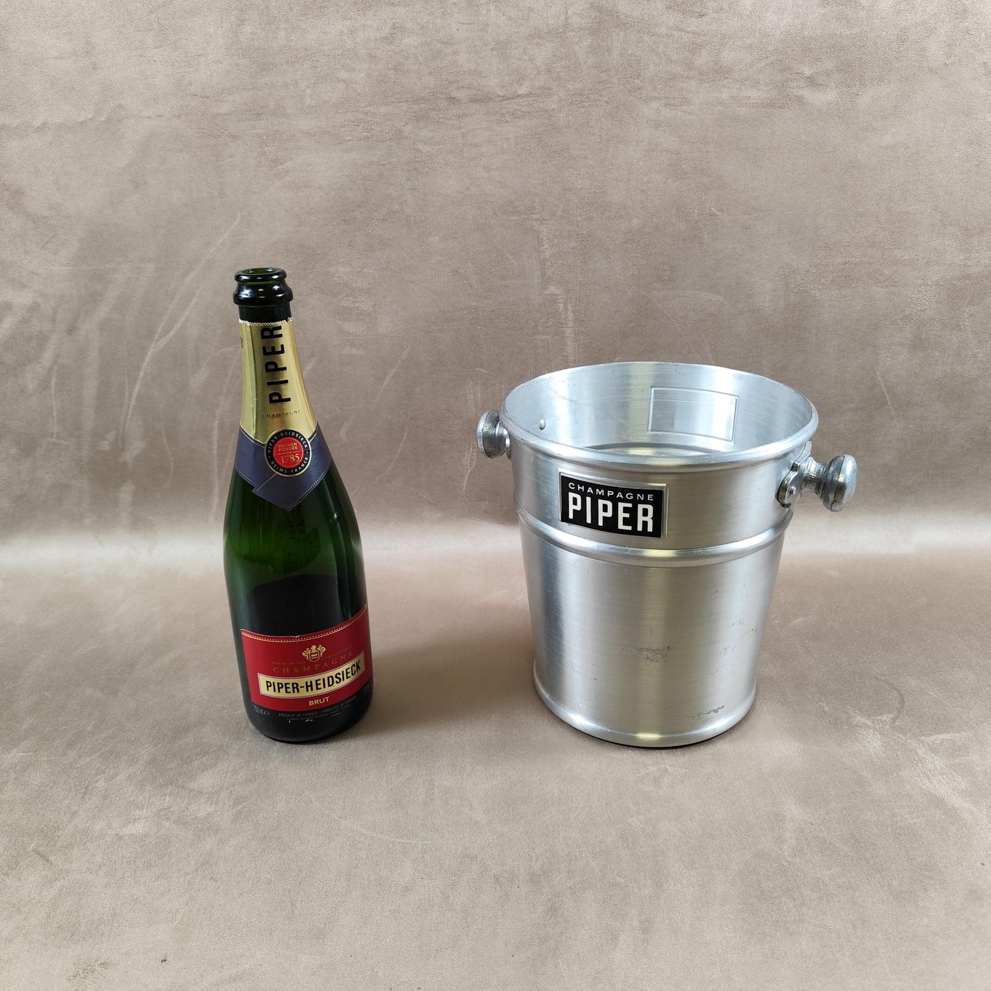 Seau à champagne Piper vintage en aluminium Seau publicitaire ancien