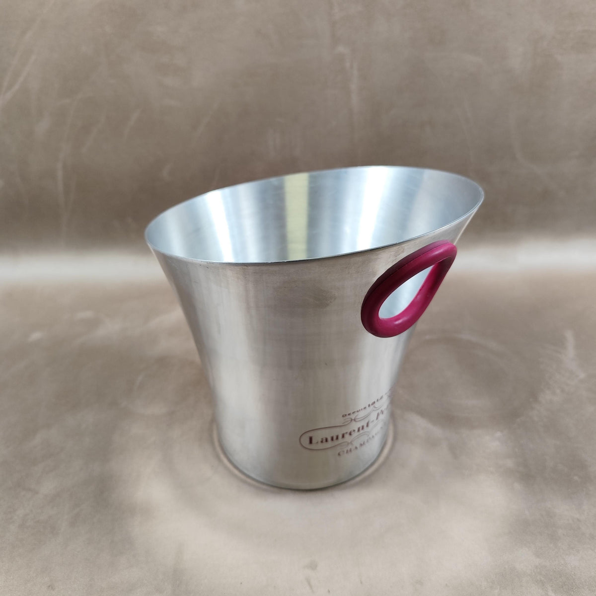 Seau à champagne Laurent-Perrier vintage en aluminium par Argit
