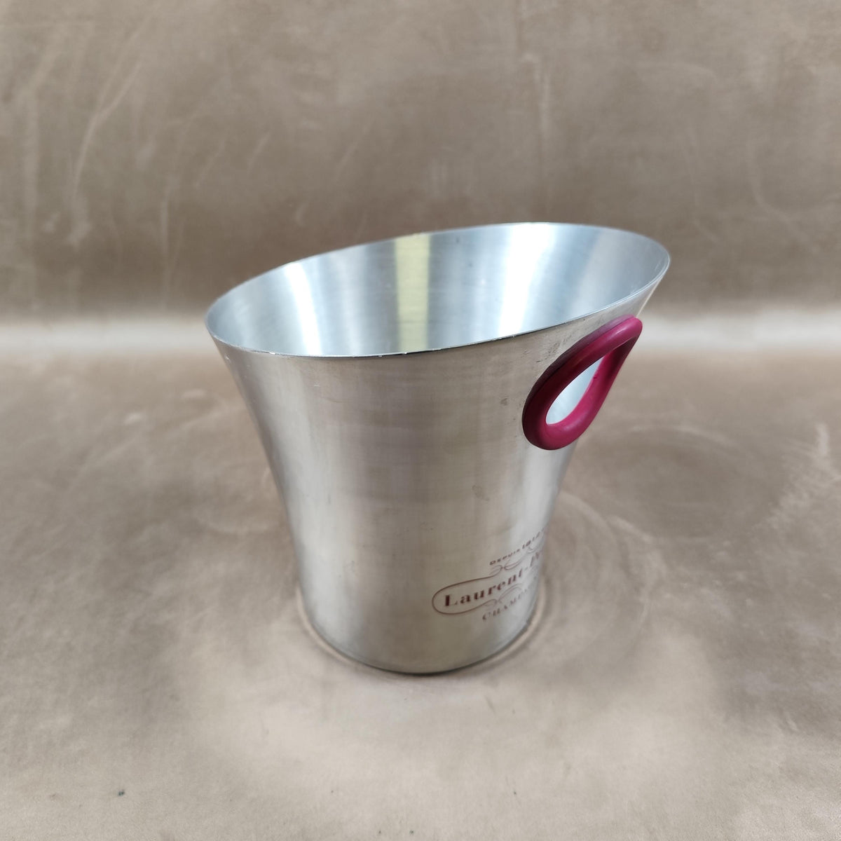 Seau à champagne Laurent-Perrier en métal argenté Modèle Argit Vintage