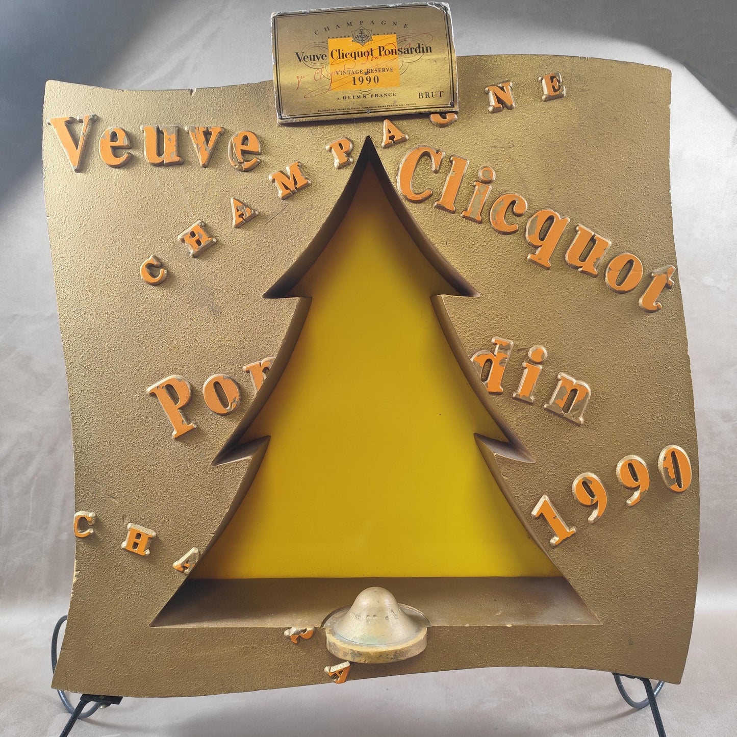 Présentoir champagne à décor de sapin Veuve Clicquot 1990 Décoration publicitaire ancienne