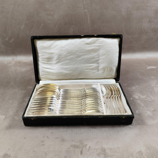 RARE Ménagère ancienne 18 pièces pour 6 personnes fourchettes & cuillères en métal argenté dans son écrin 1900