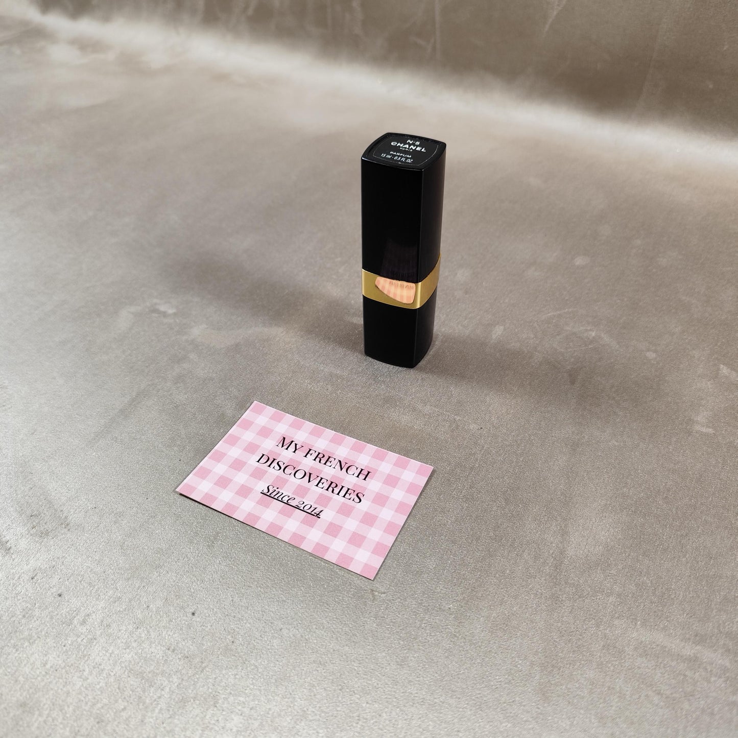 Étui de parfum rechargeable Chanel N5 Vaporisateur 15 ml Noir et or Vintage