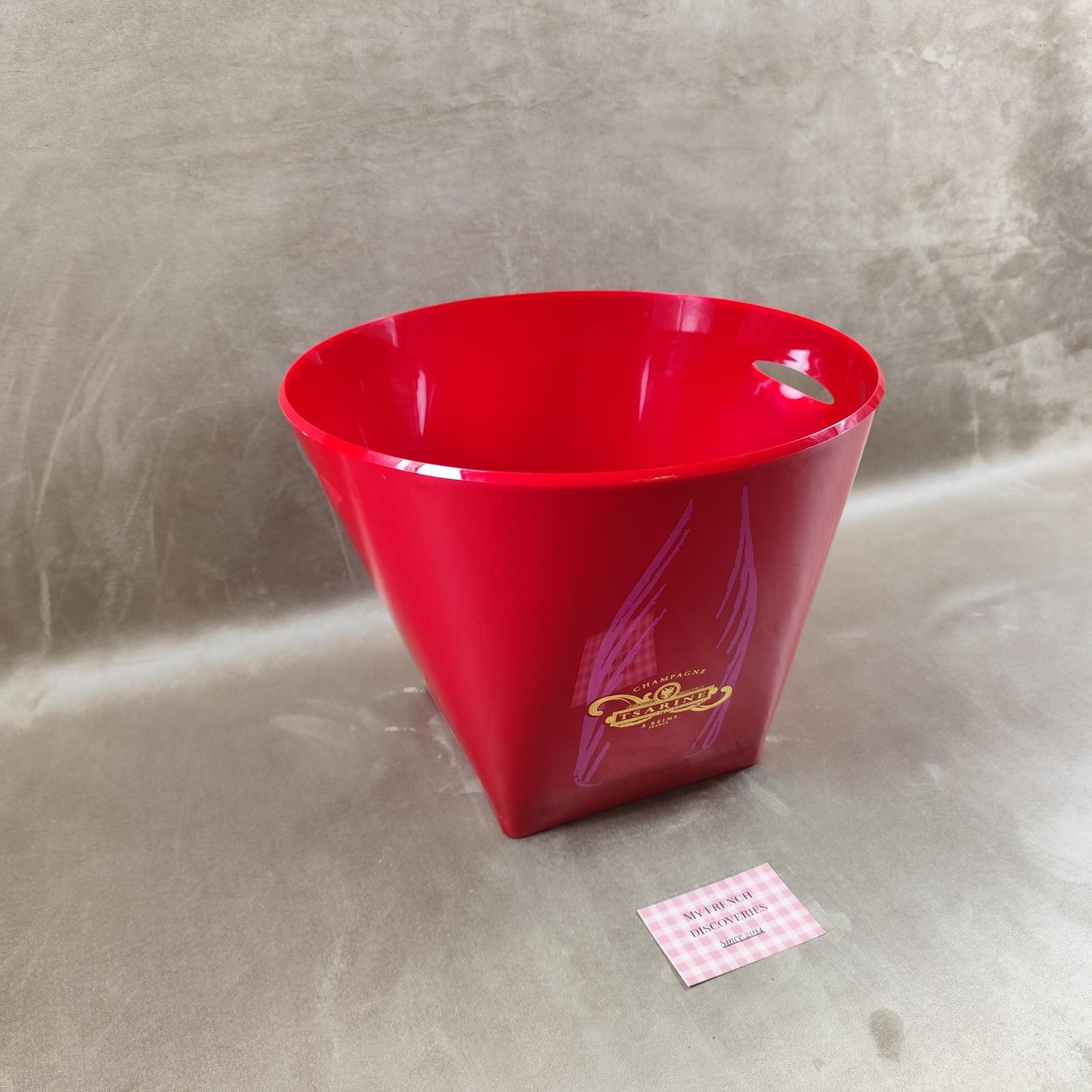 Seau à champagne Tsarine en plastique rouge Grand modèle publicitaire Vintage