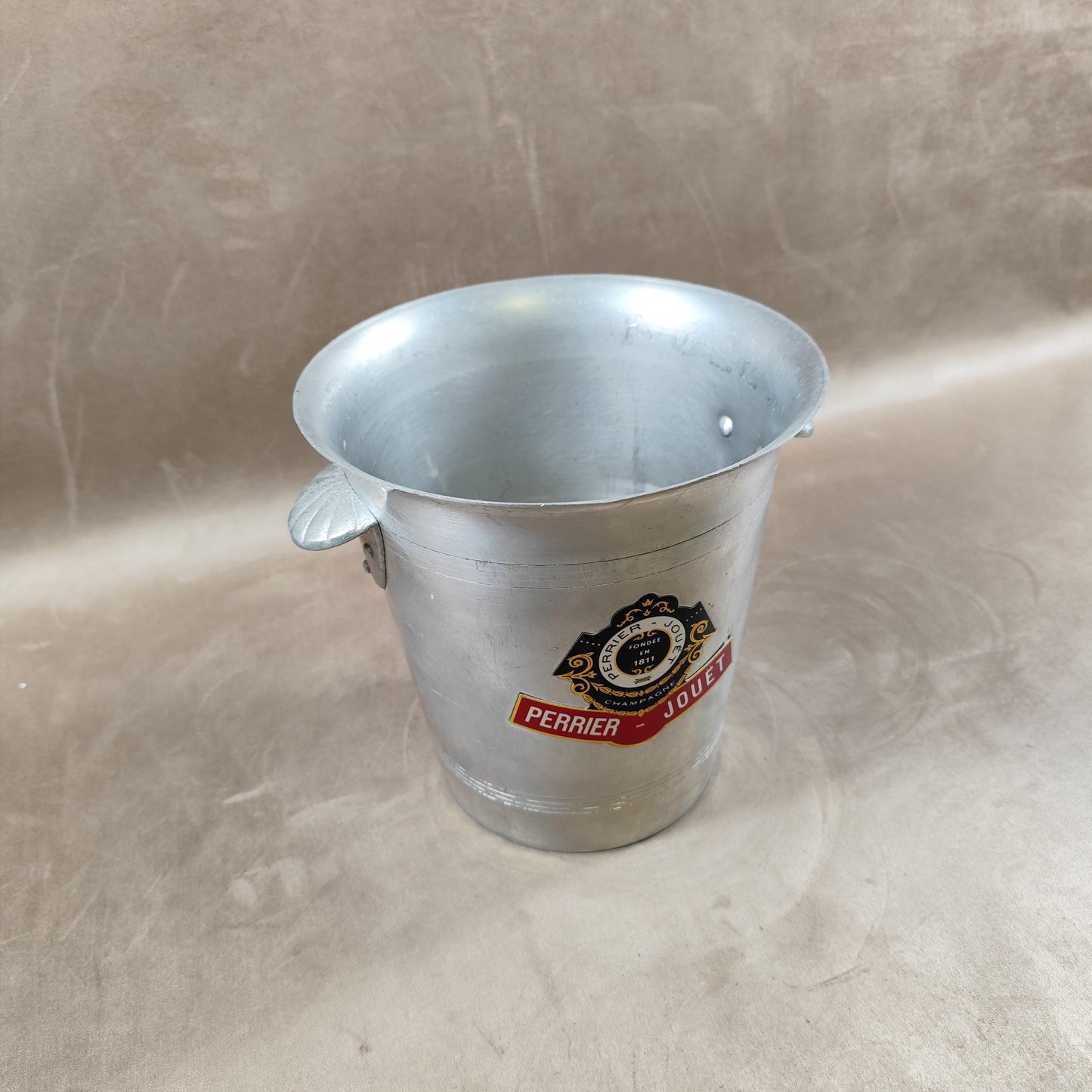 Seau à champagne Perrier-Jouët en aluminium  Vintage bistrot Années 1970