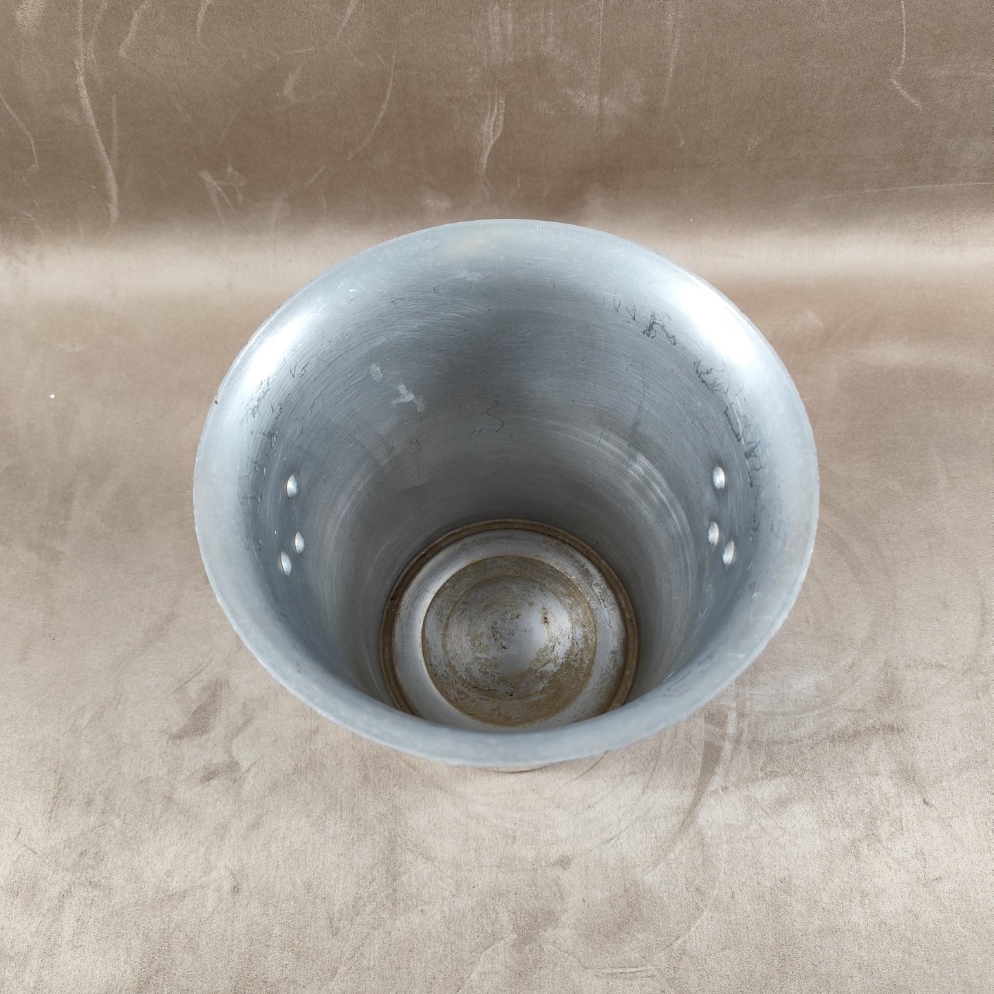 Seau à champagne Perrier-Jouët en aluminium  Vintage bistrot Années 1970