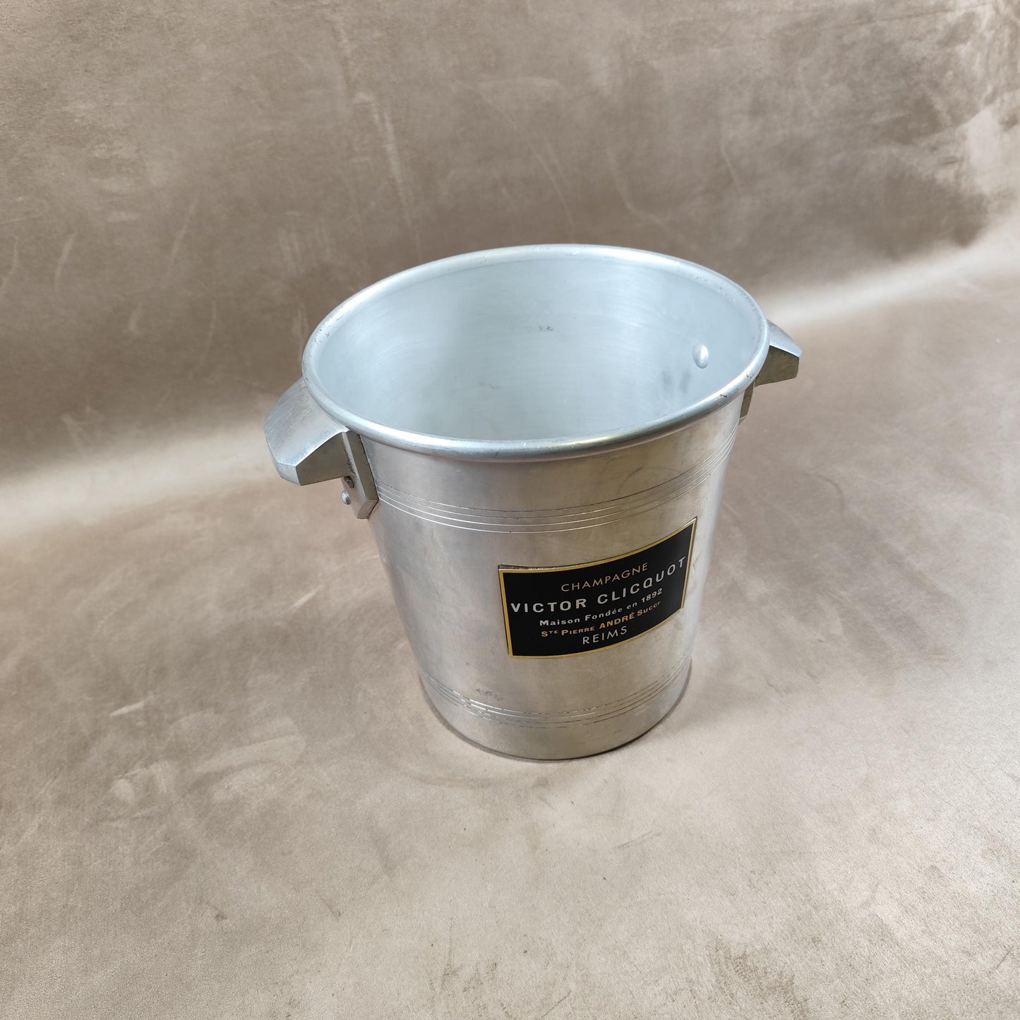 Seau à champagne Victor Clicquot ancien Reims Aluminium vintage