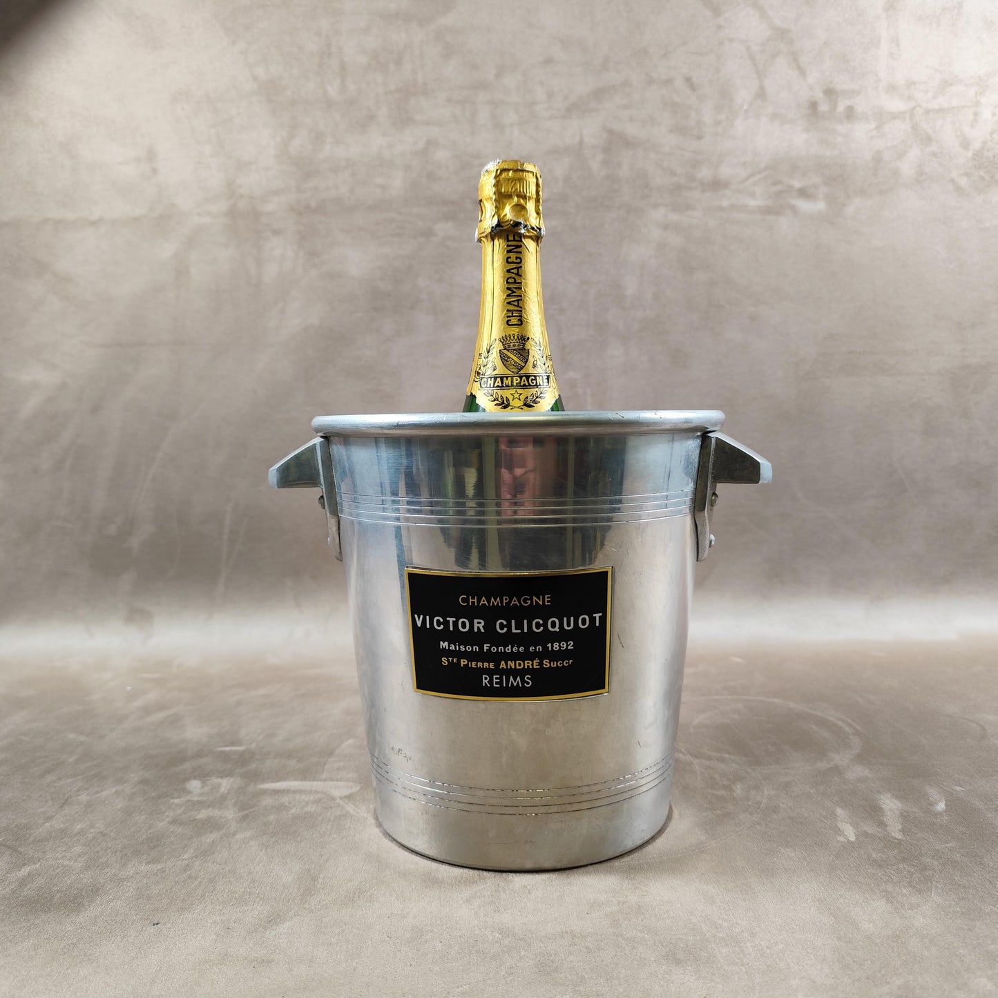 Seau à champagne Victor Clicquot ancien Reims Aluminium vintage