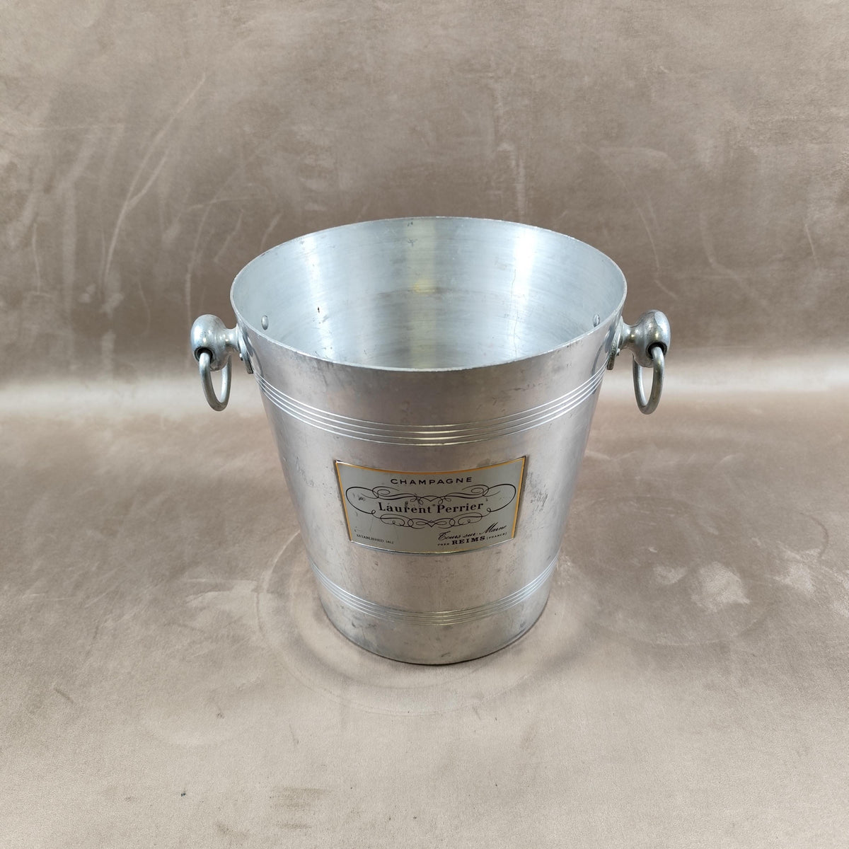 Seau à champagne Laurent Perrier en aluminium Vintage Reims 1960