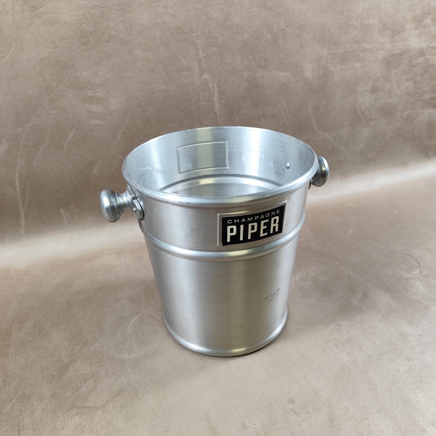 Seau à champagne Piper vintage en aluminium Seau publicitaire ancien