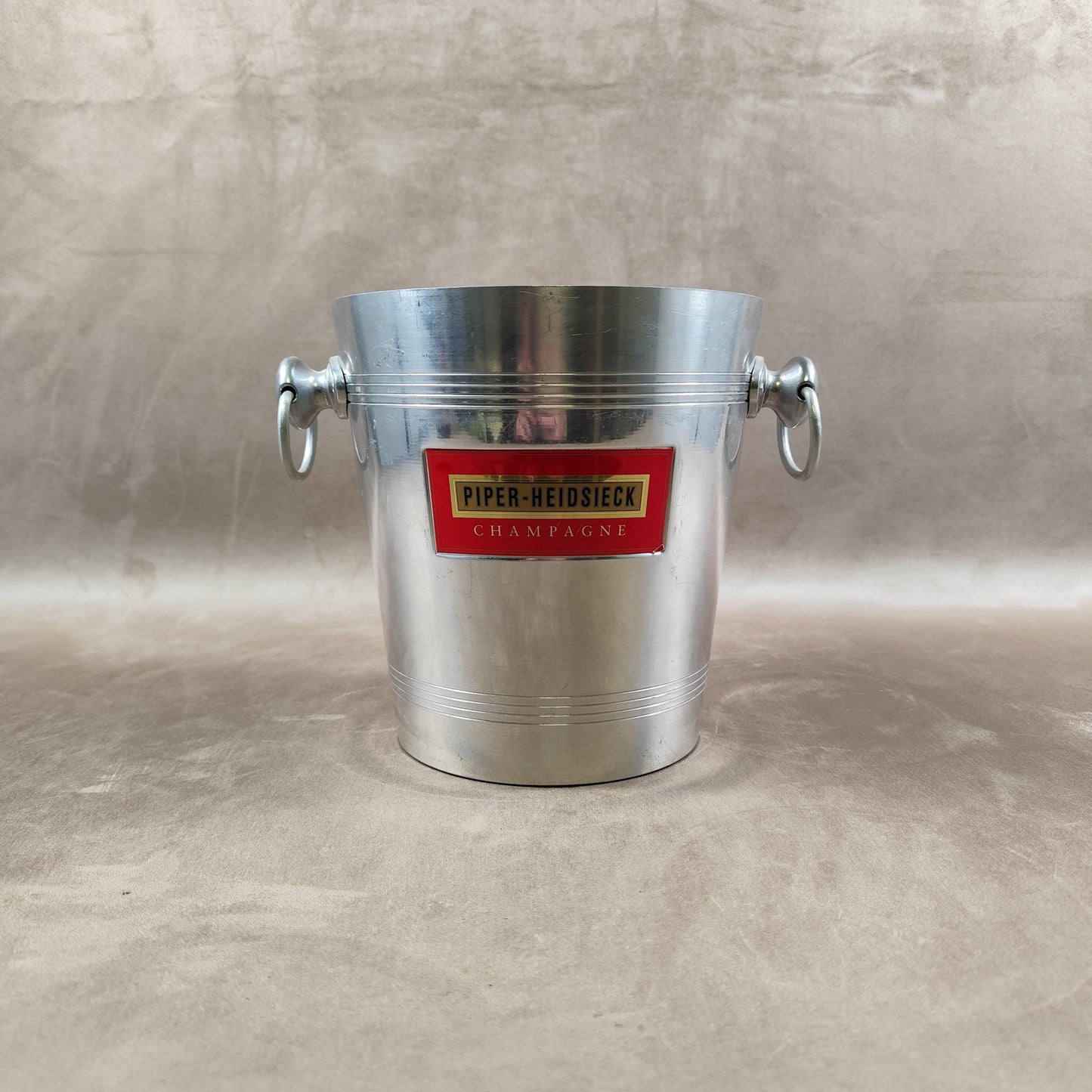Seau à champagne Piper-Heidsieck vintage en aluminium Seau publicitaire ancien