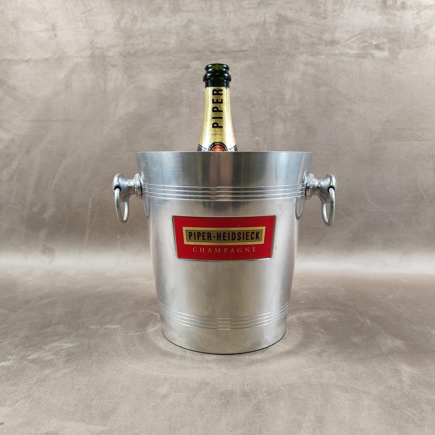 Seau à champagne Piper-Heidsieck vintage en aluminium Seau publicitaire ancien