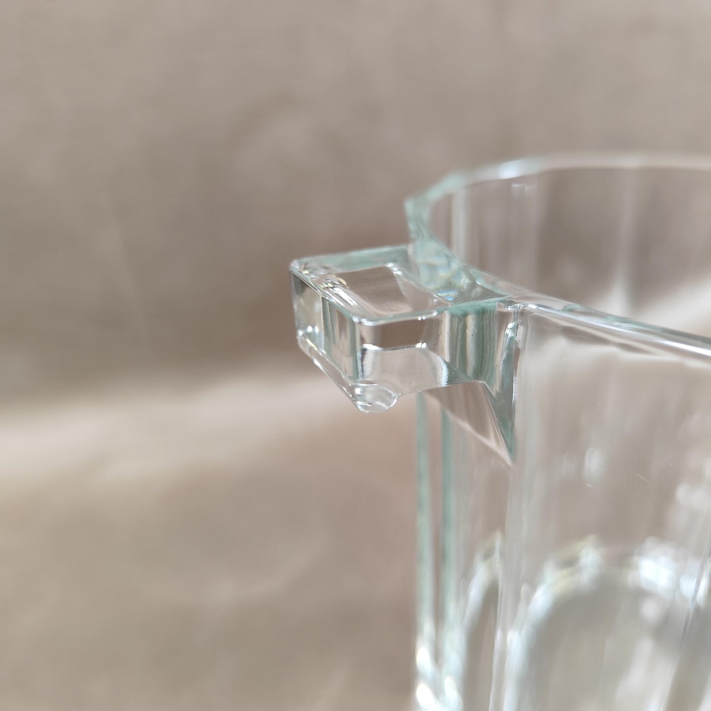 Seau à champagne Moët & Chandon petit format en verre Modèle Vintage Petite Liquorelle