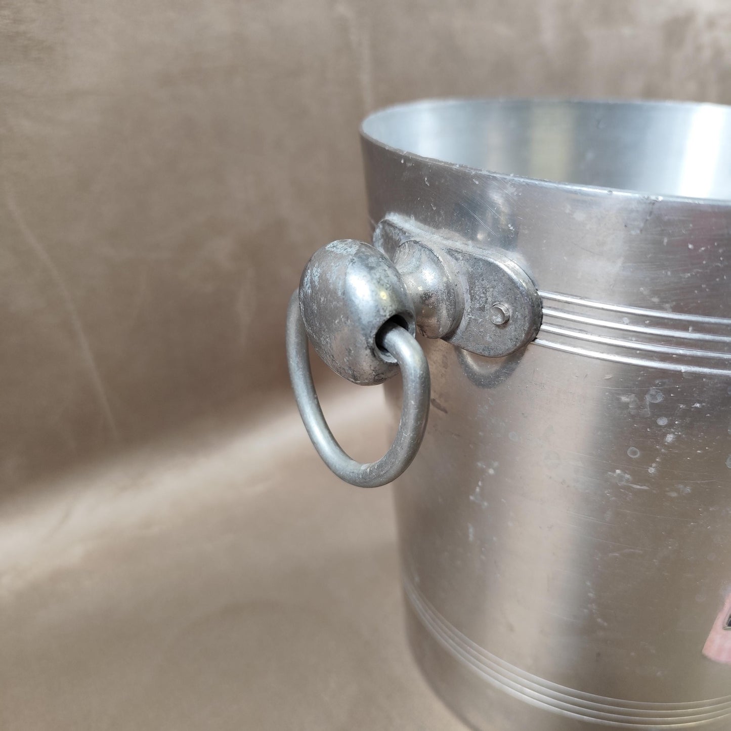 Seau à champagne Besserat de Bellefon en aluminium Argit Epernay Vintage français