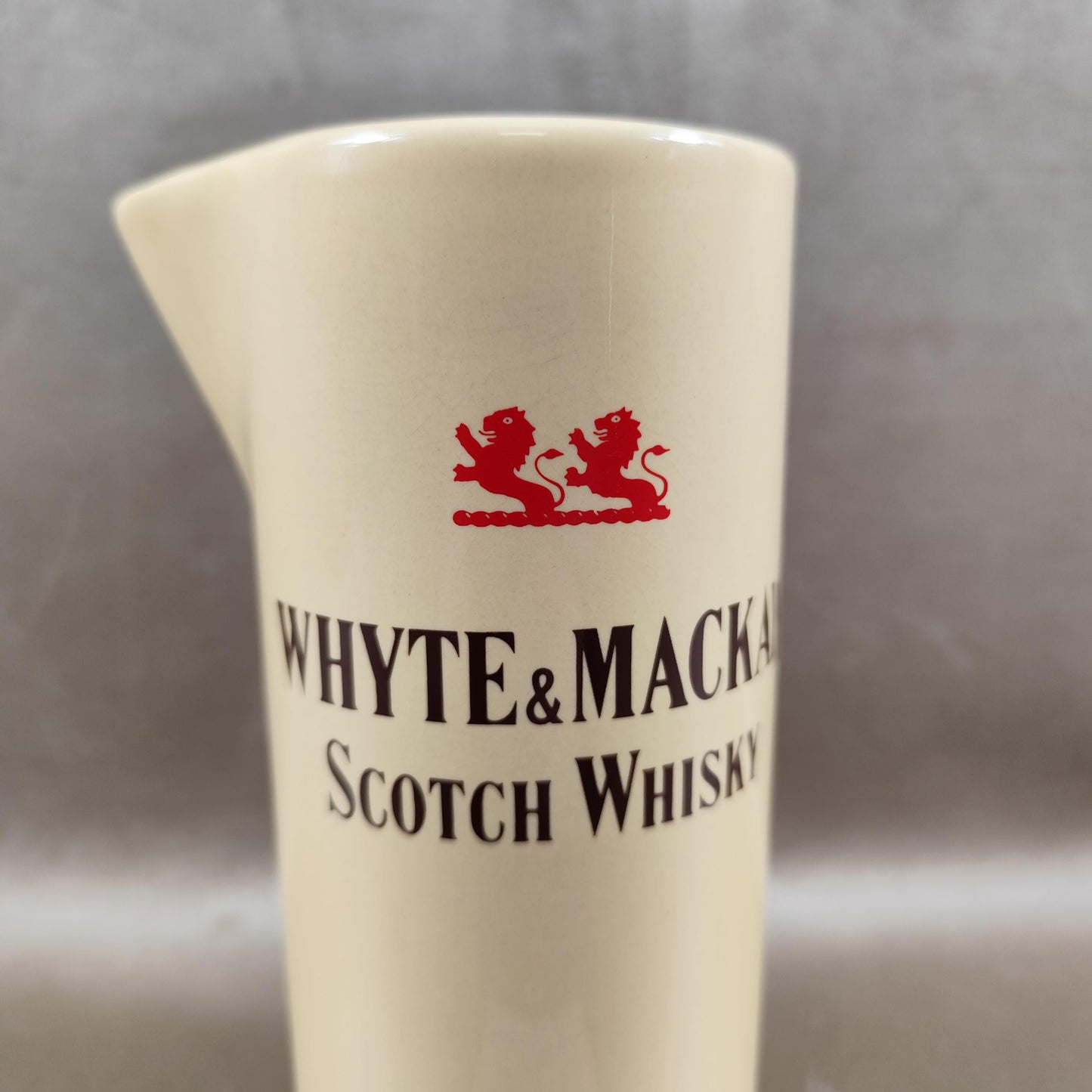 Pichet Whyte & Mackay en céramique Scotch Whisky Seton Pottery England Vintage