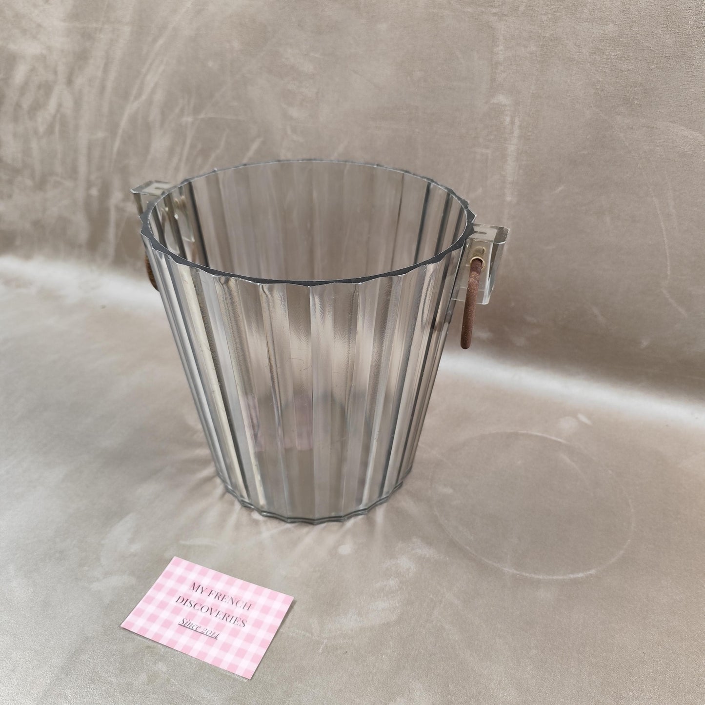 Seau à champagne Mercier en plastique transparent Modèle cannelé Vintage