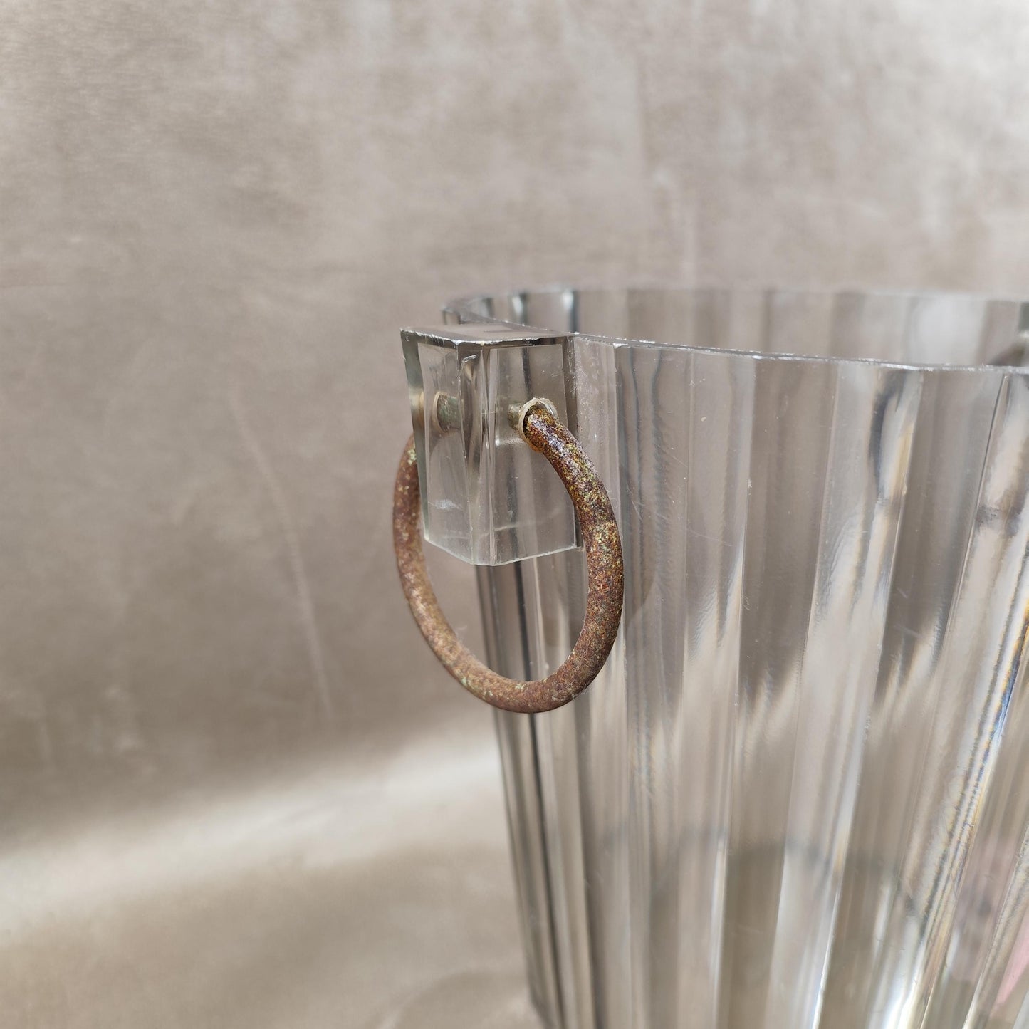 Seau à champagne Mercier en plastique transparent Modèle cannelé Vintage