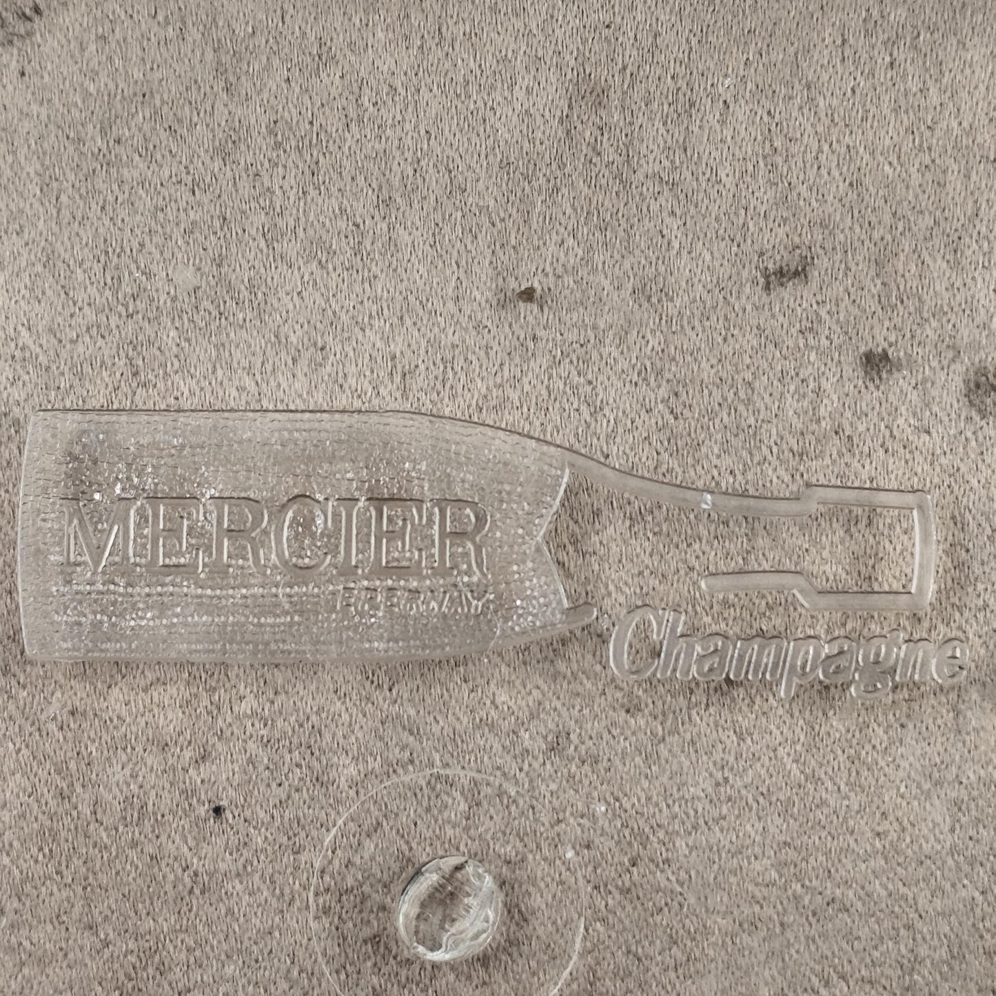 Seau à champagne Mercier en plastique transparent Modèle cannelé Vintage