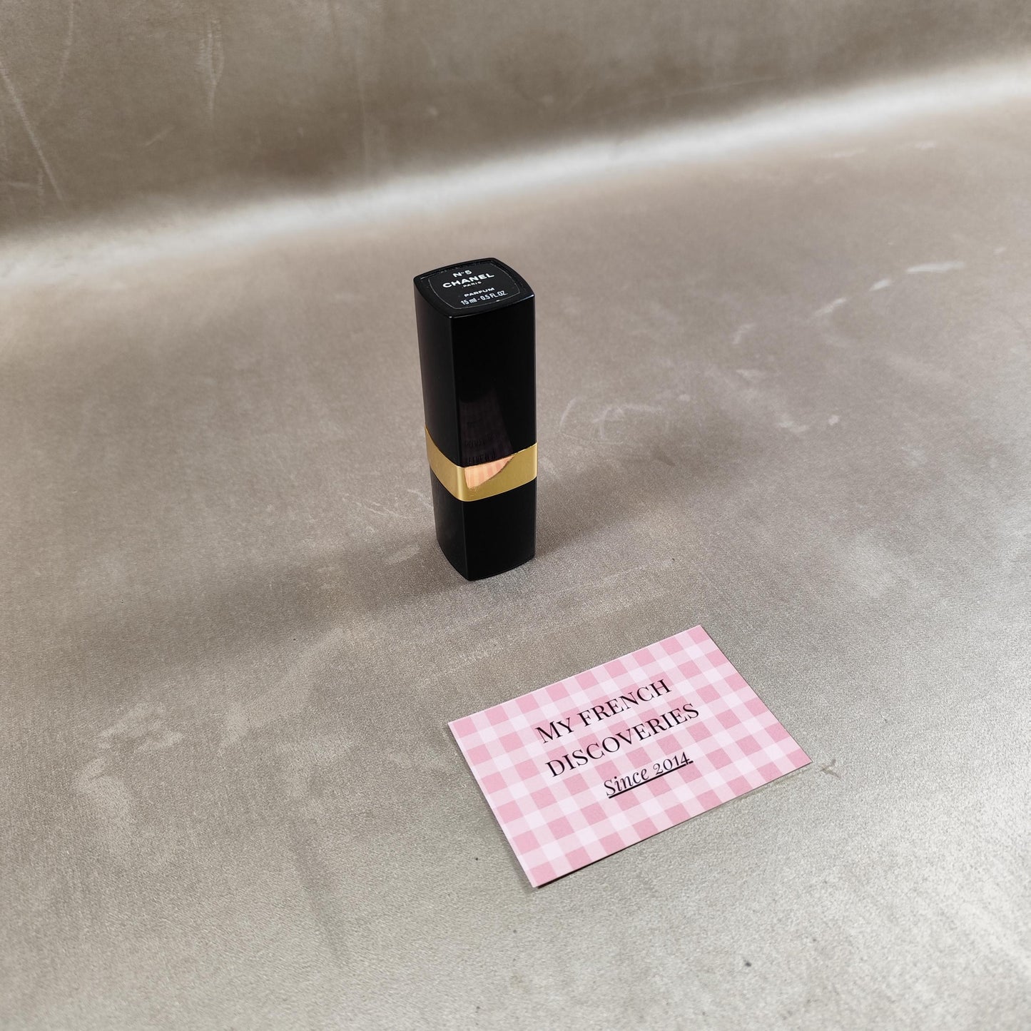 Étui de parfum rechargeable Chanel N5 Vaporisateur 15 ml Noir et or Vintage