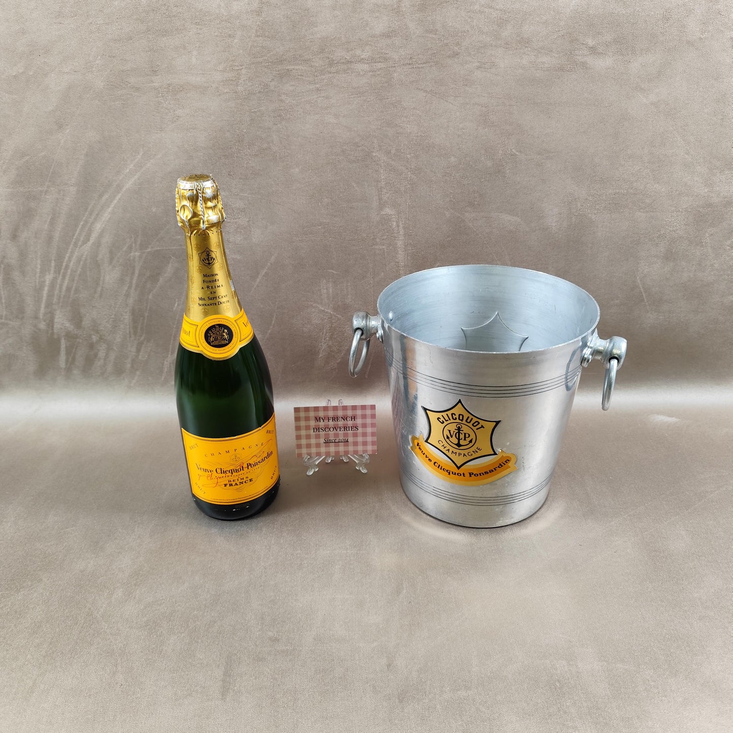 Seau à champagne Veuve Clicquot en aluminium Modèle publicitaire vintage