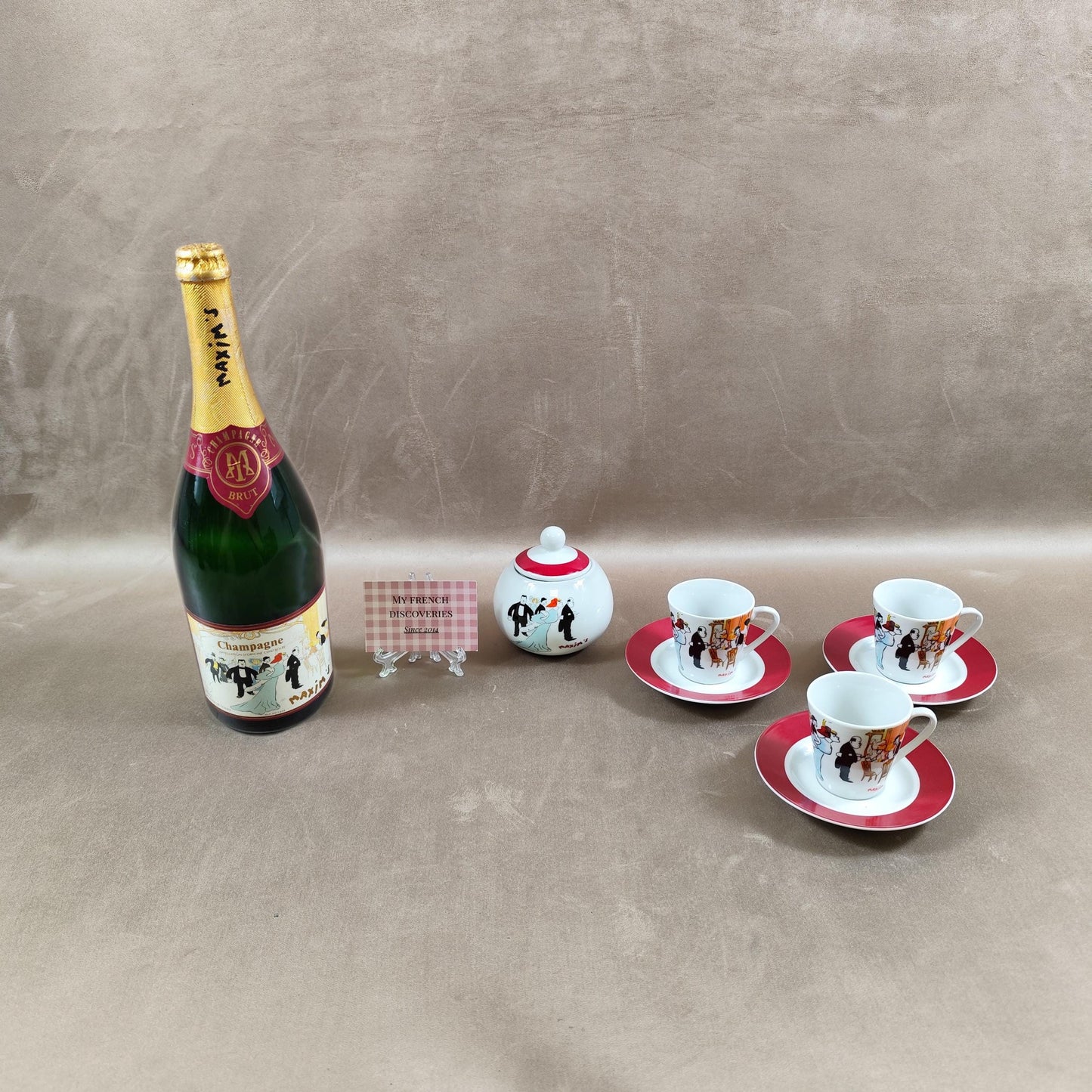 Service à café Maxims Paris en porcelaine Tasses, sous-tasses et sucrier Décor figuratif