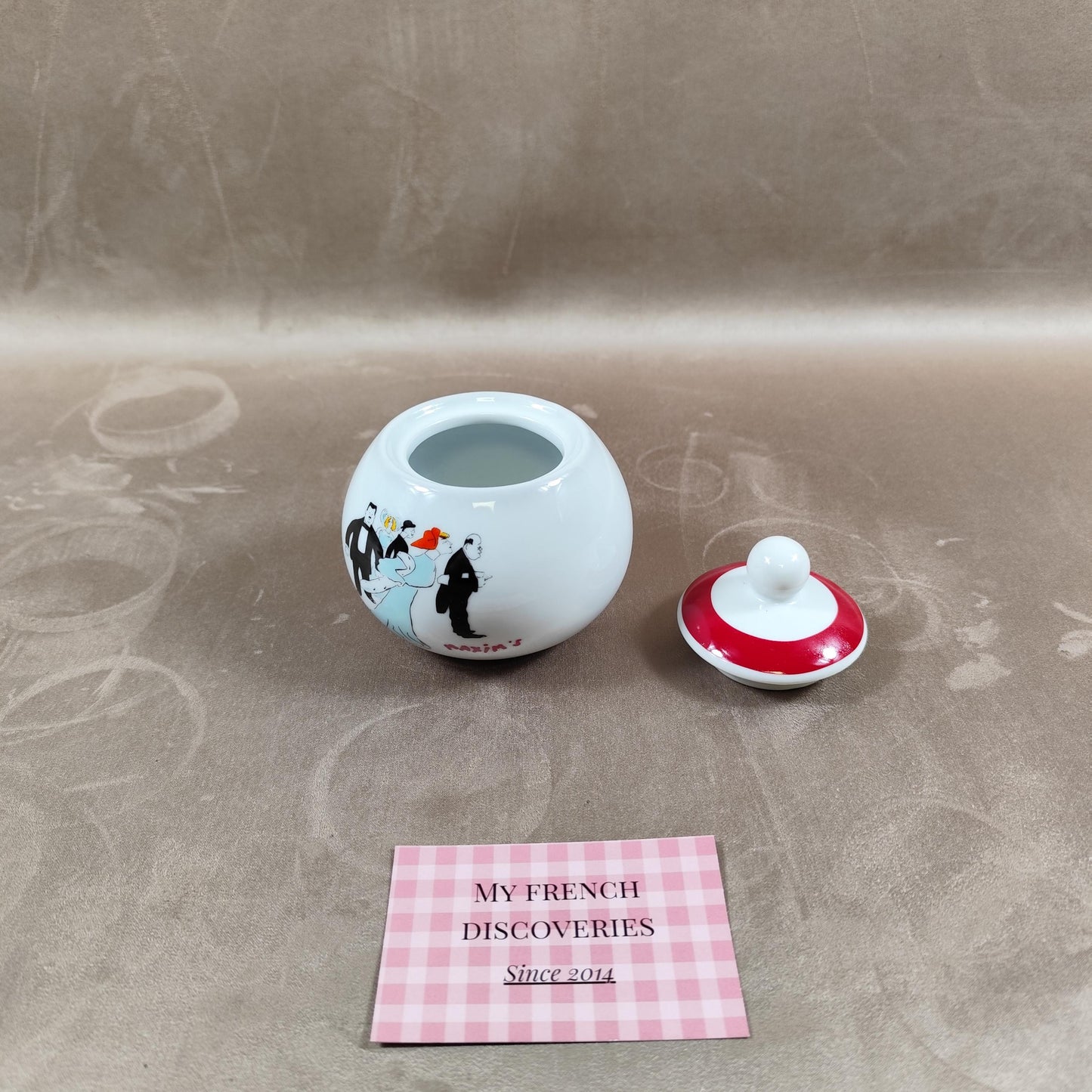 Service à café Maxims Paris en porcelaine Tasses, sous-tasses et sucrier Décor figuratif
