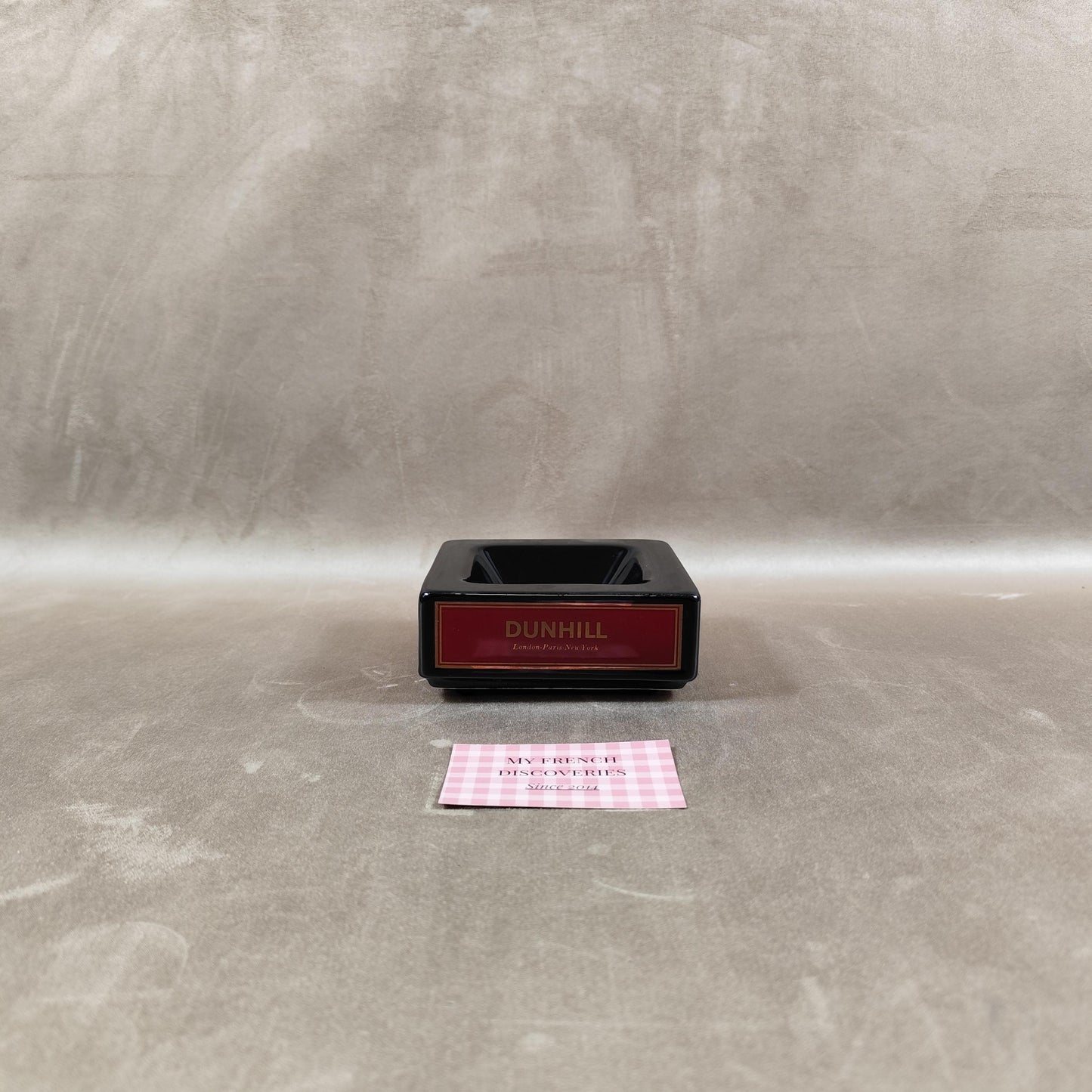Cendrier carré Dunhill en céramique noire Objet publicitaire vintage