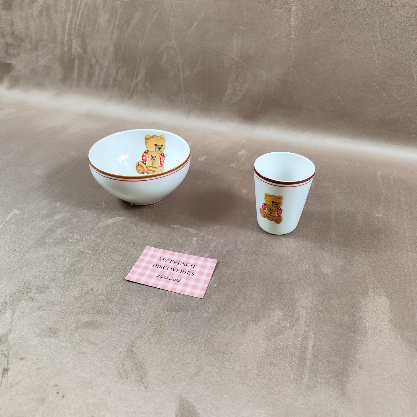 Ensemble enfant en porcelaine de Limoges Bol et verre décor ours Filet fait main