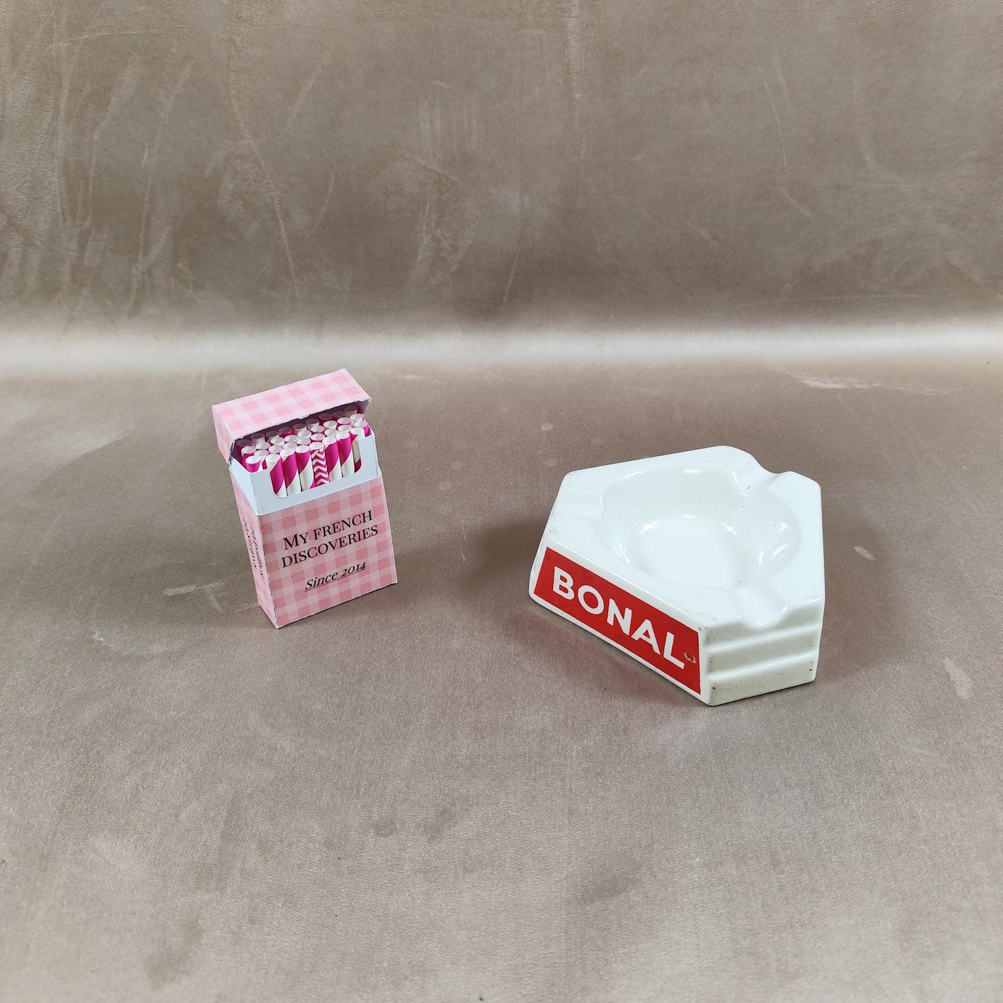 Cendrier publicitaire BONAL en céramique Faïencerie de Monet Apéritif