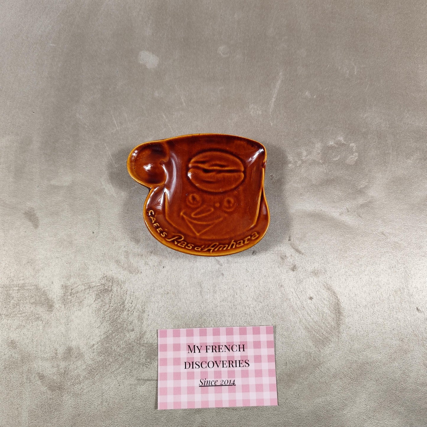 Cendrier publicitaire Cafés Ras dAmbre en céramique Forme visage Vintage