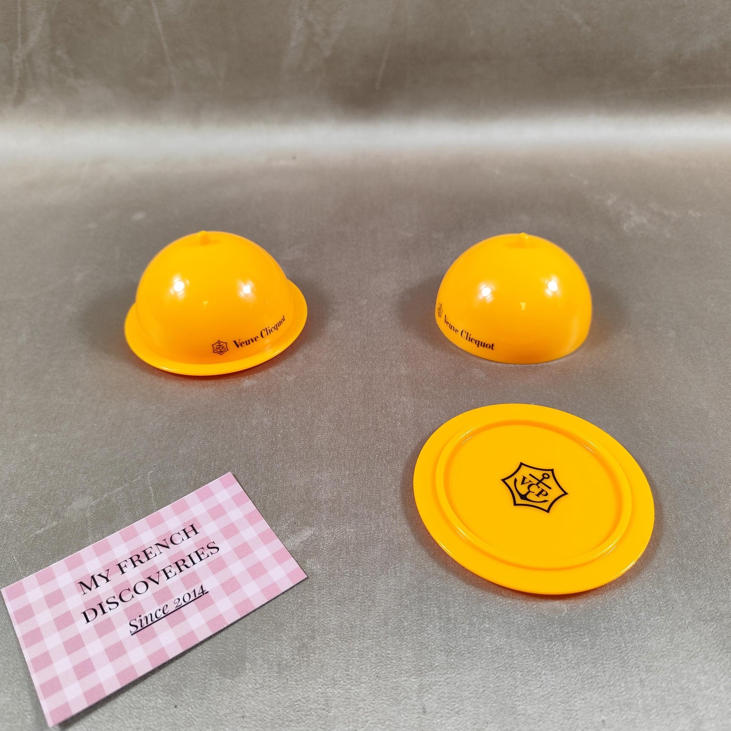 Ensemble de 2 mini-beurriers Veuve Clicquot en plastique jaune Accessoires champagne