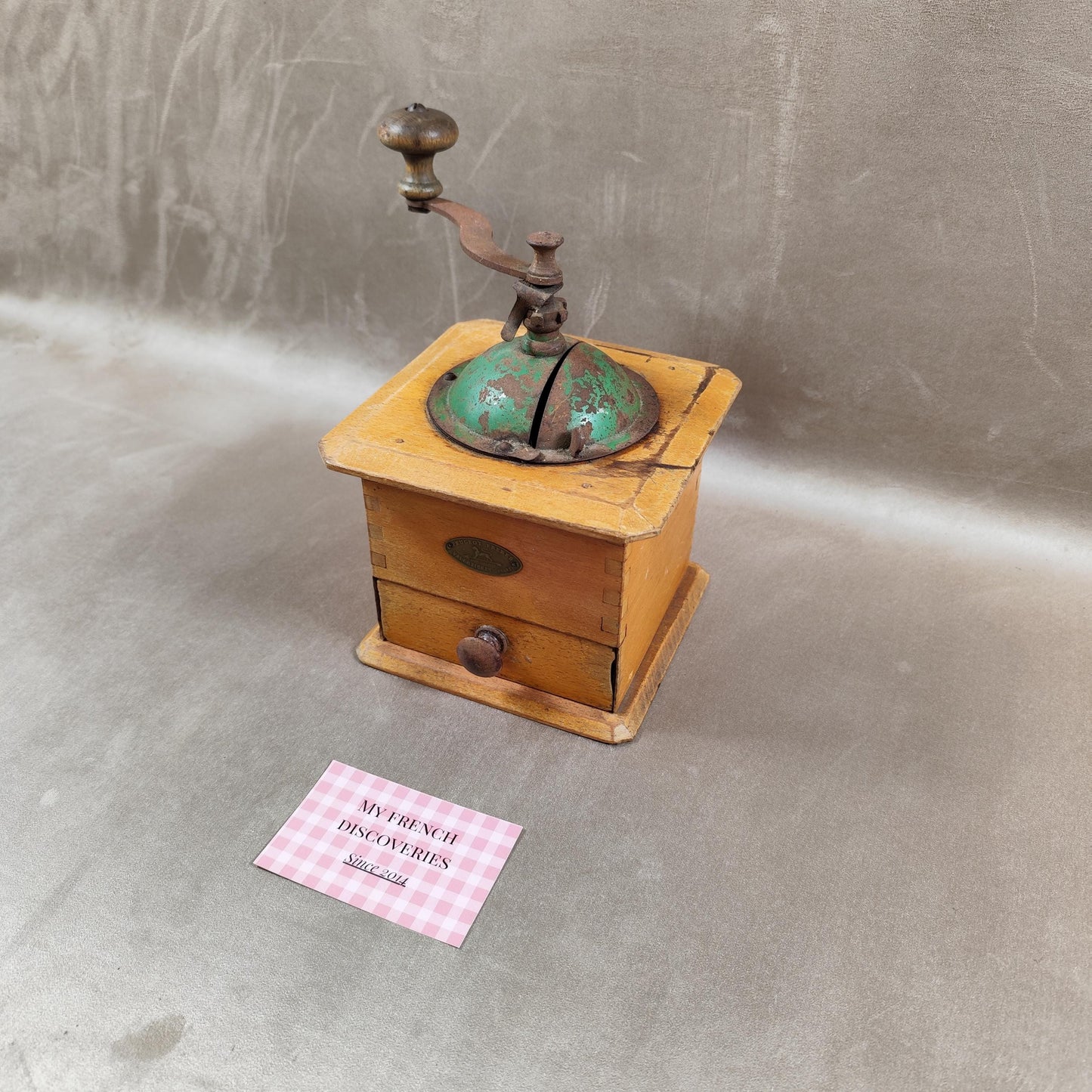 Moulin à café Peugeot Frères Valentigney en bois Modèle déposé Ancien