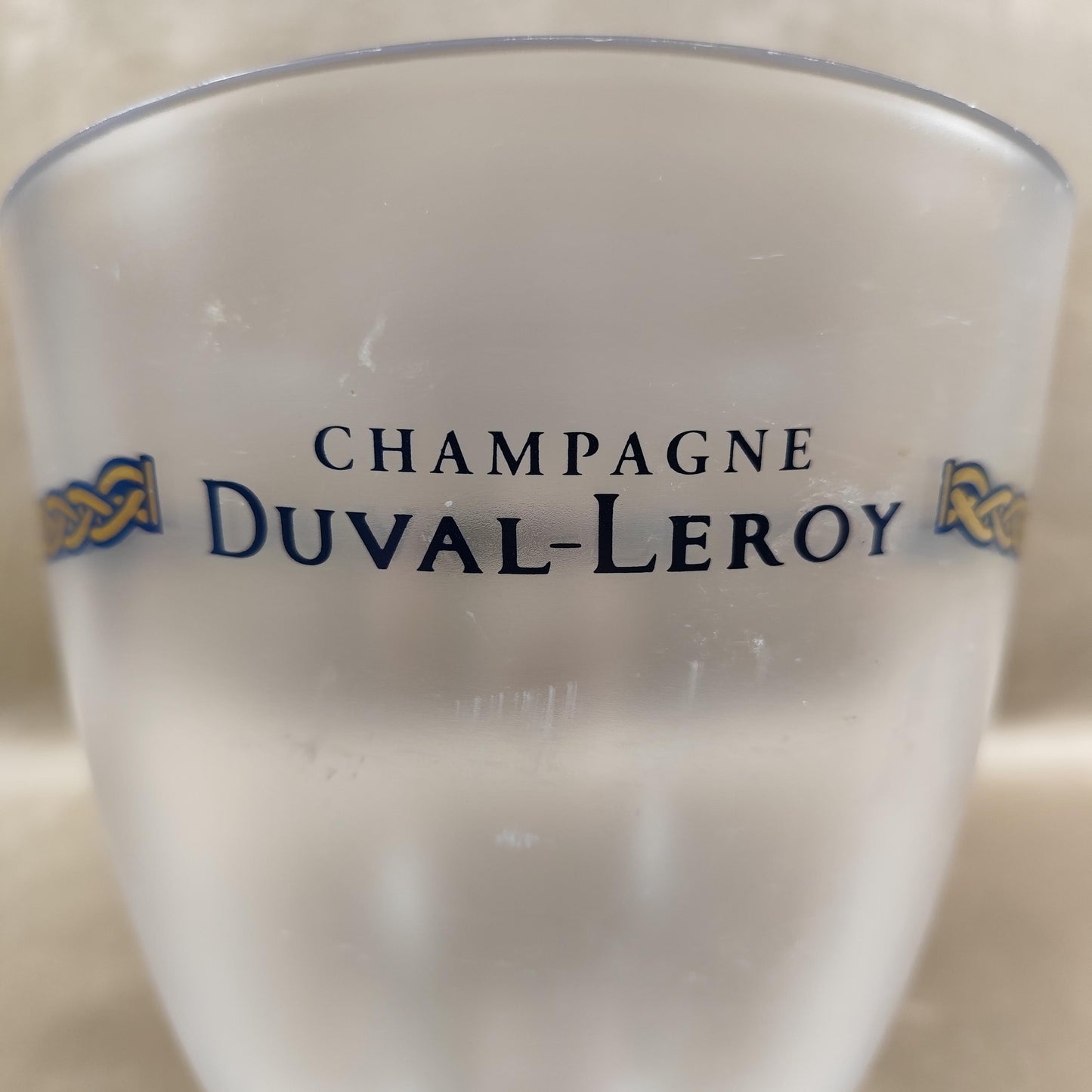 Seau à champagne Duval-Leroy en plastique givré Rafraîchisseur publicitaire Vintage