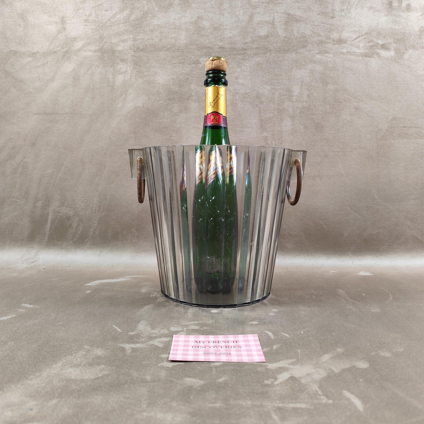 Seau à champagne Mercier en plastique transparent Modèle cannelé Vintage